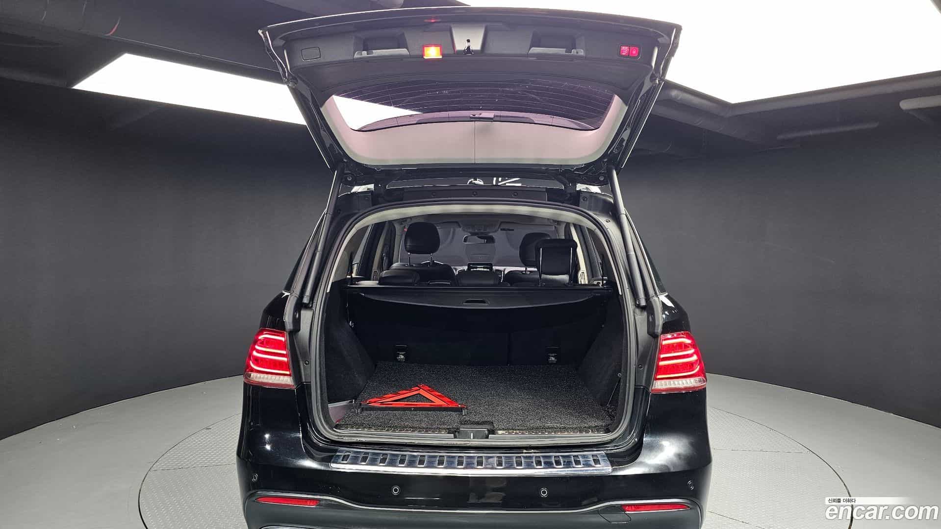 GLE-Class Mercedes-Benz 2016.11-OPTION-024