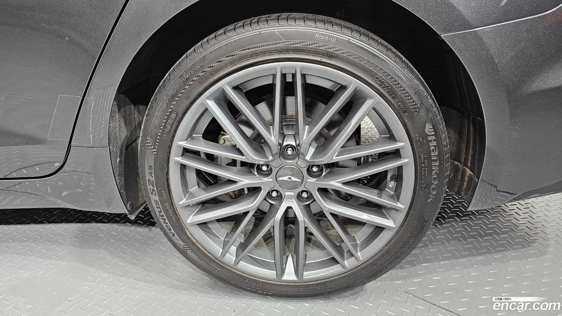 G70 Genesis 2017.9-OUTER-031