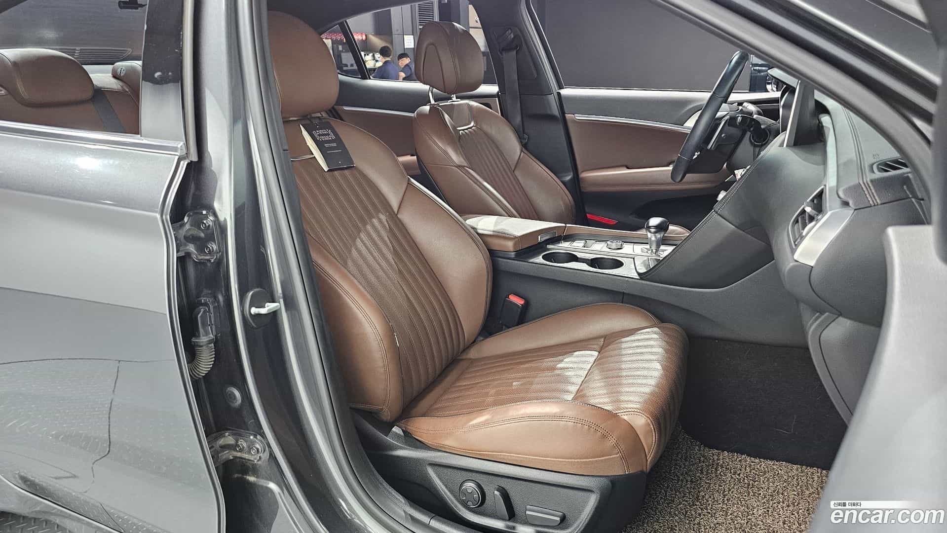 G70 Genesis 2017.9-INNER-036