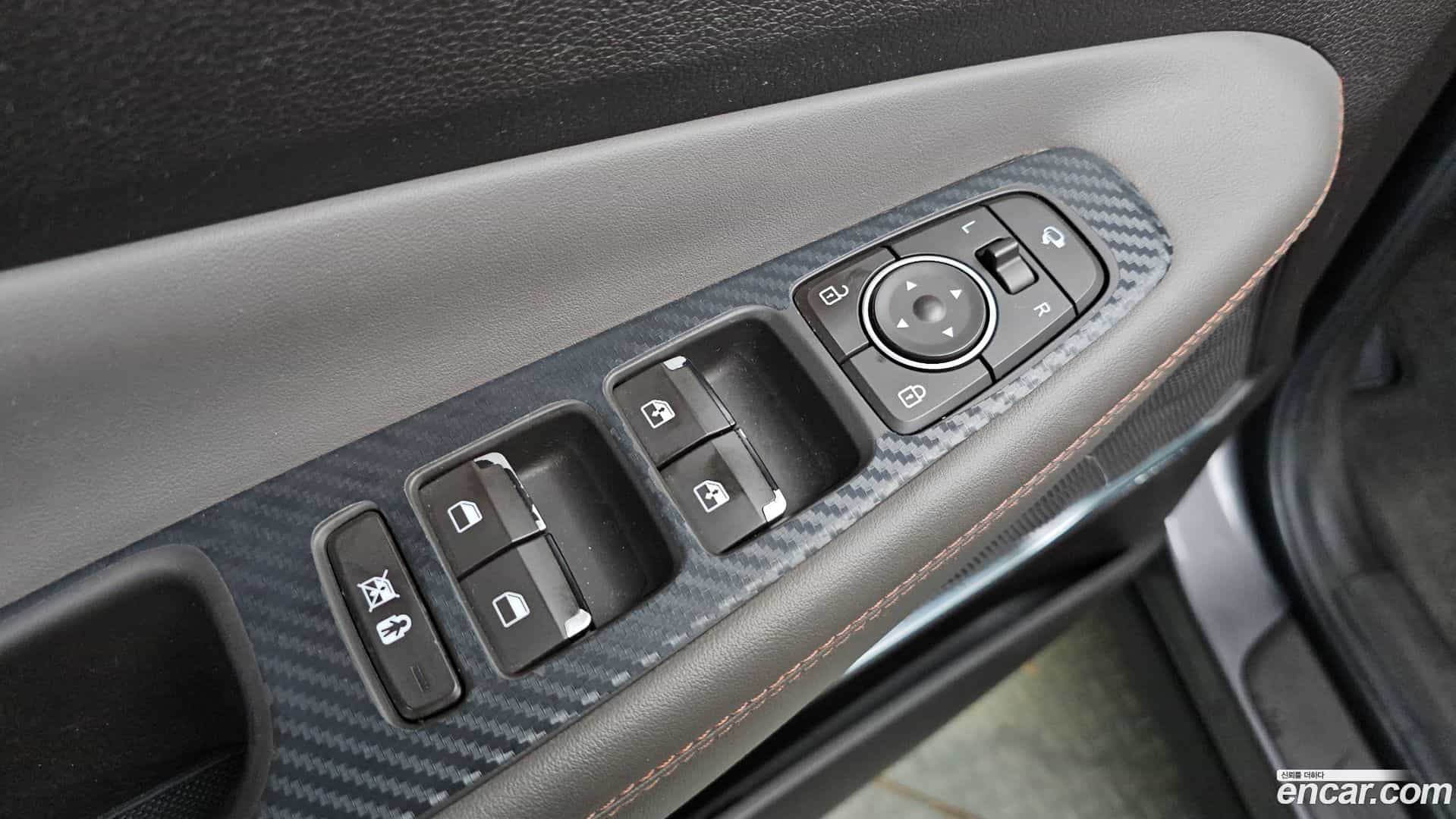 Santafe Hyundai 2018.3-OPTION-017