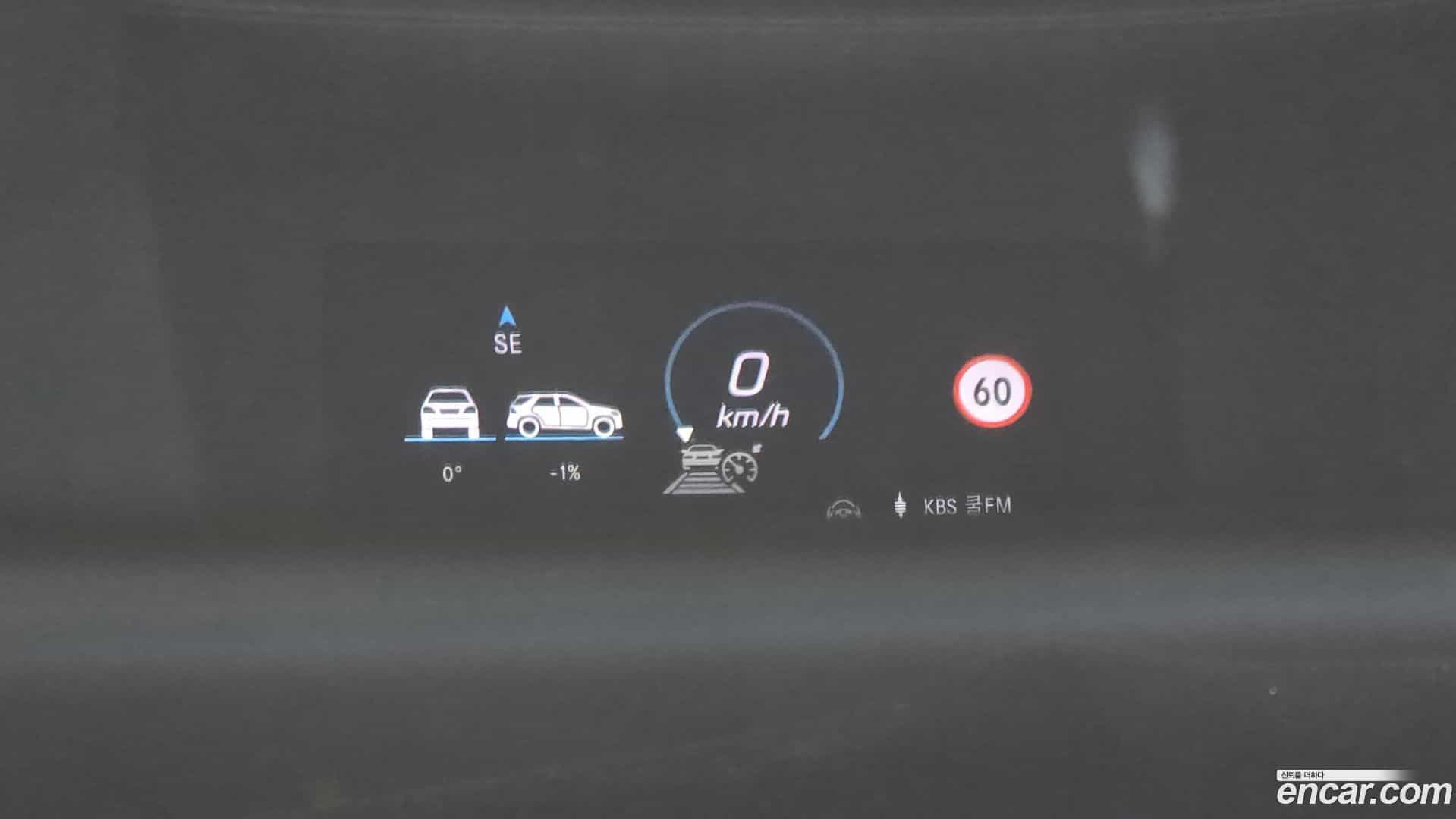 GLS-Class Mercedes-Benz 2022.4-OPTION-048