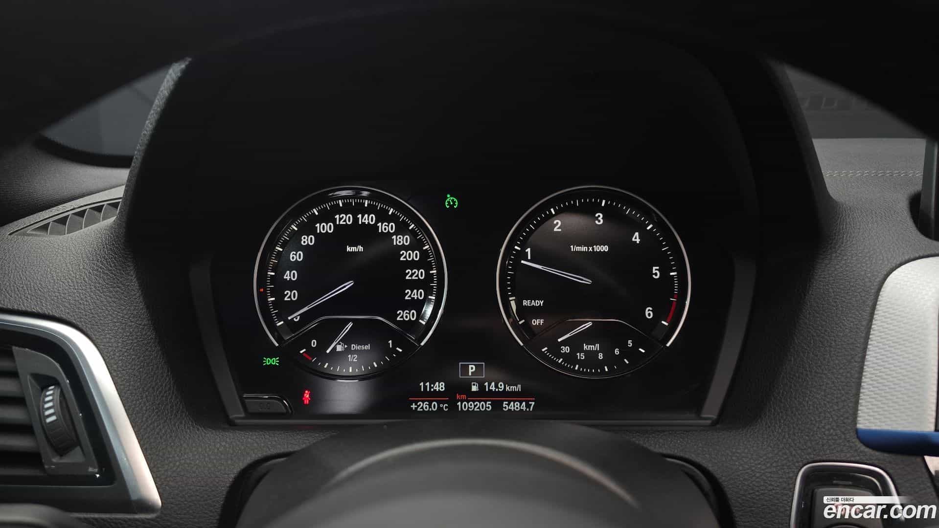 1-Series BMW 2018.5-INNER-008