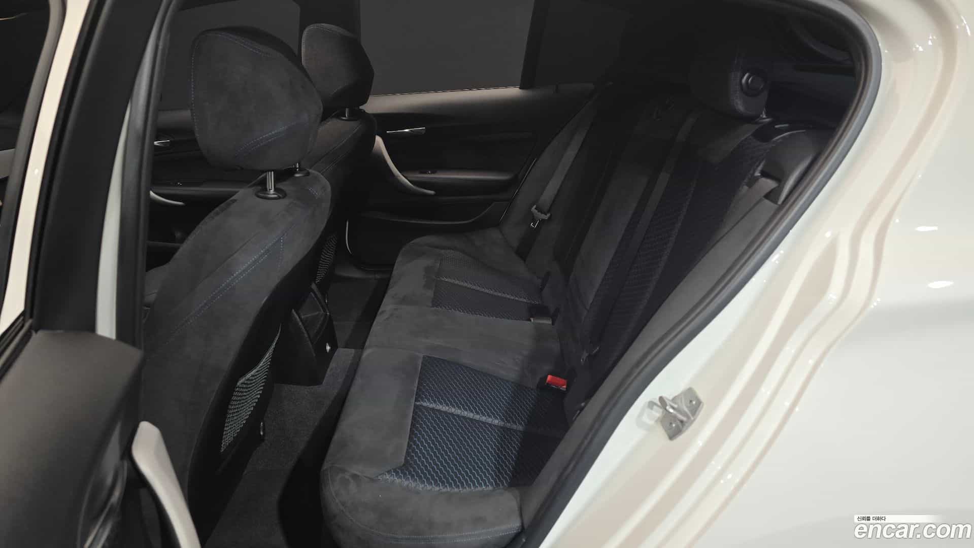 1-Series BMW 2018.5-OPTION-015