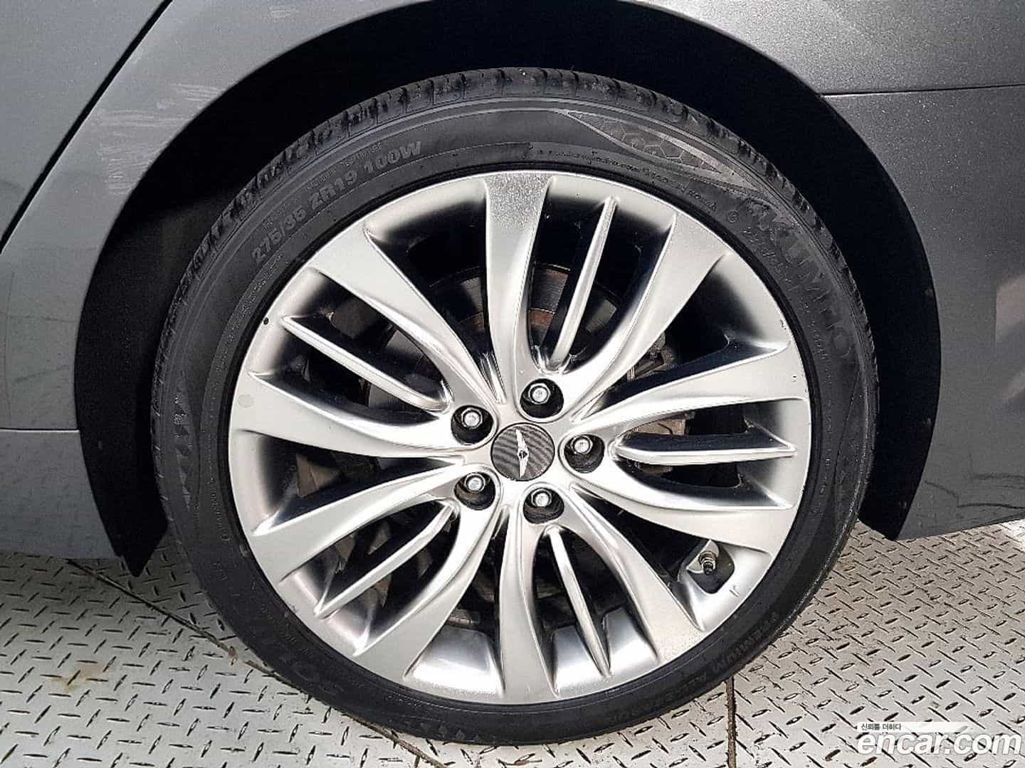 G80 Genesis 2018.6-OPTION-024