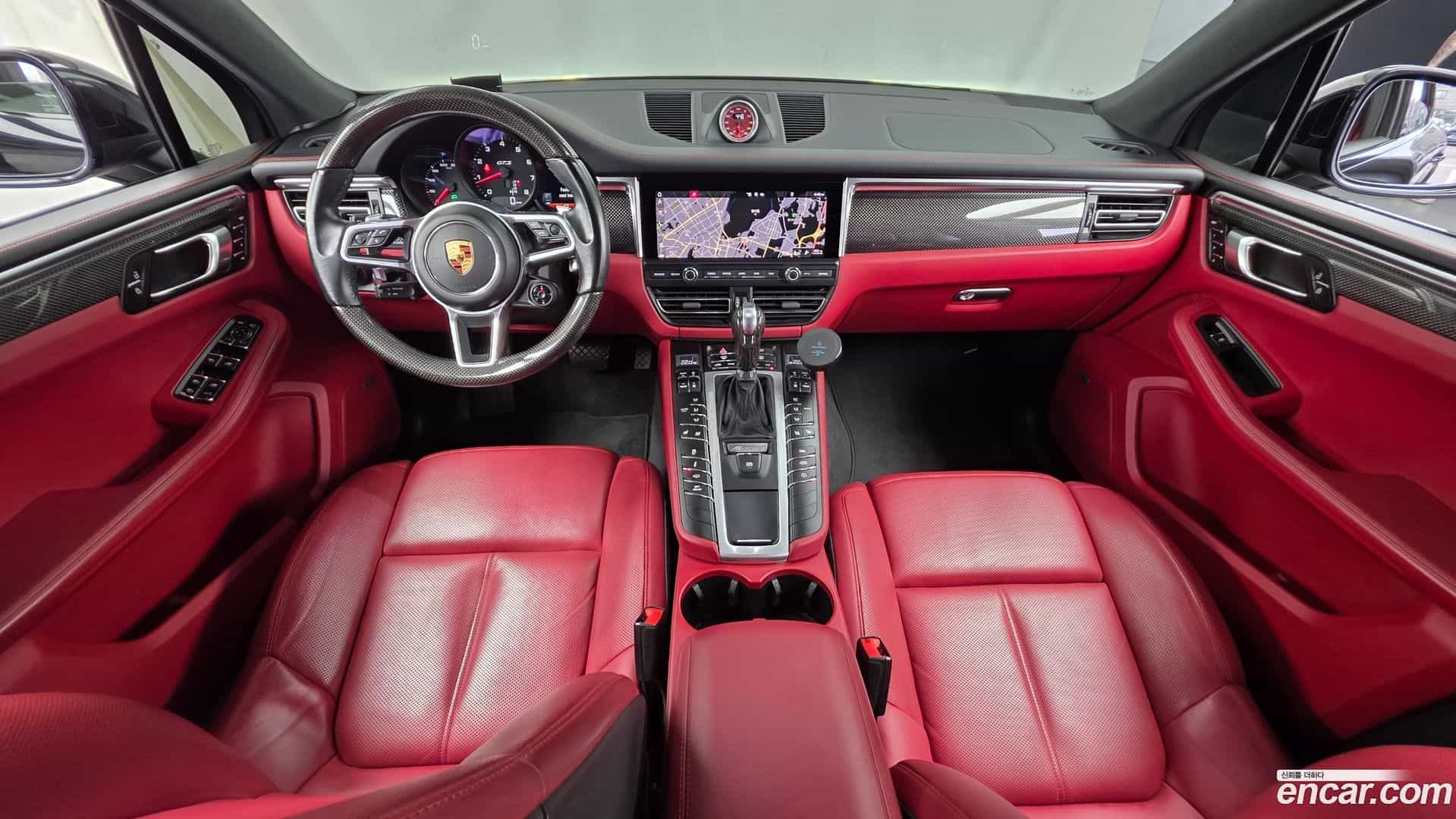 Macan Porsche 2020.8-INNER-007