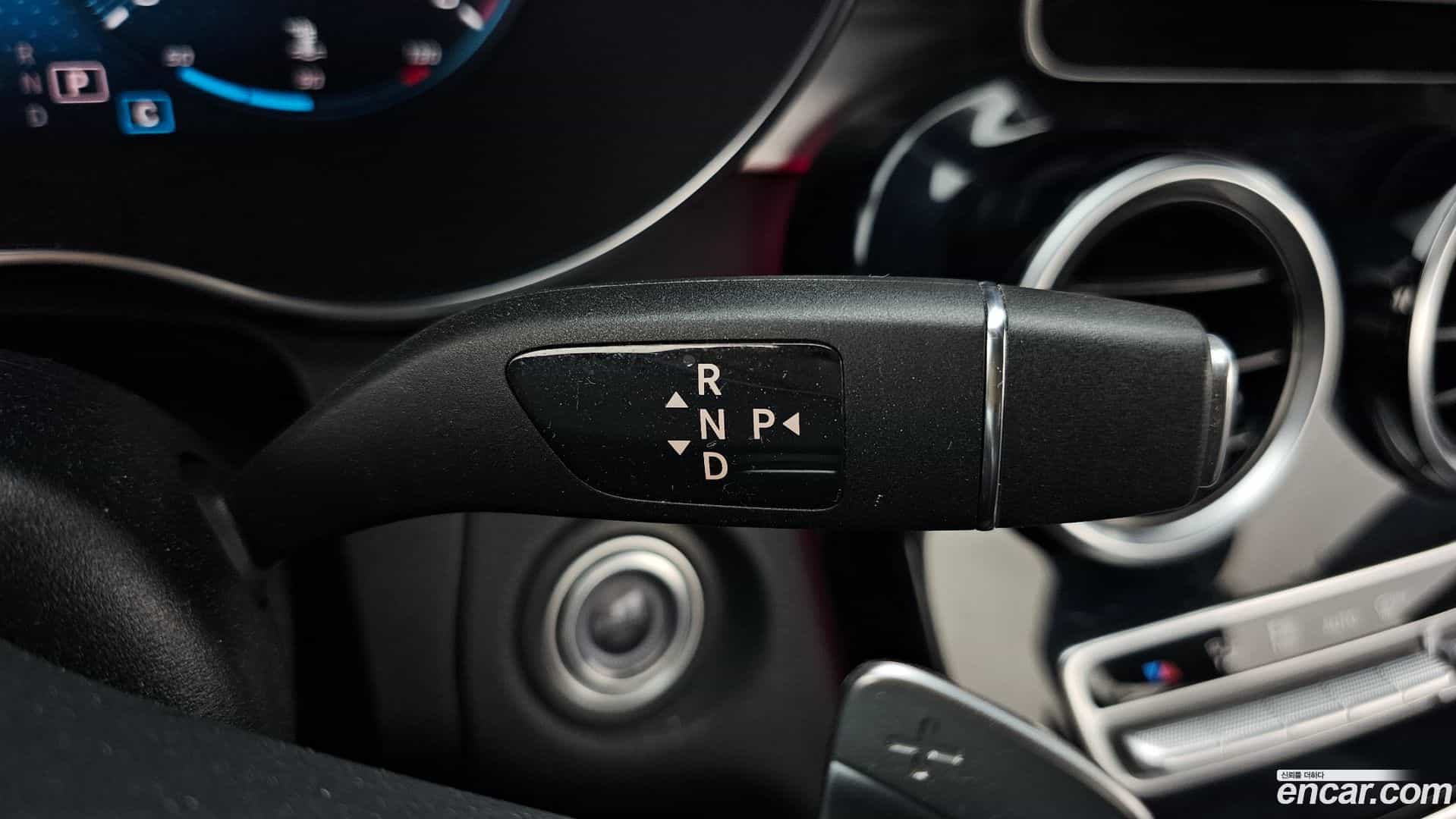 C-Class Mercedes-Benz 2020.5-INNER-009