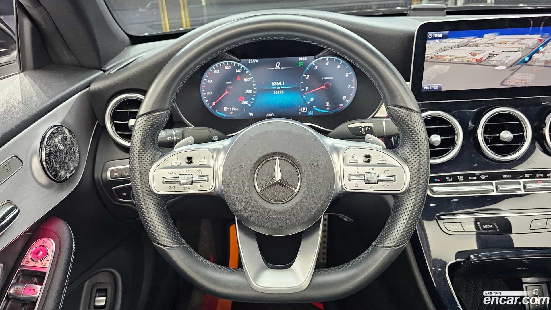 C-Class Mercedes-Benz 2020.5-OPTION-017