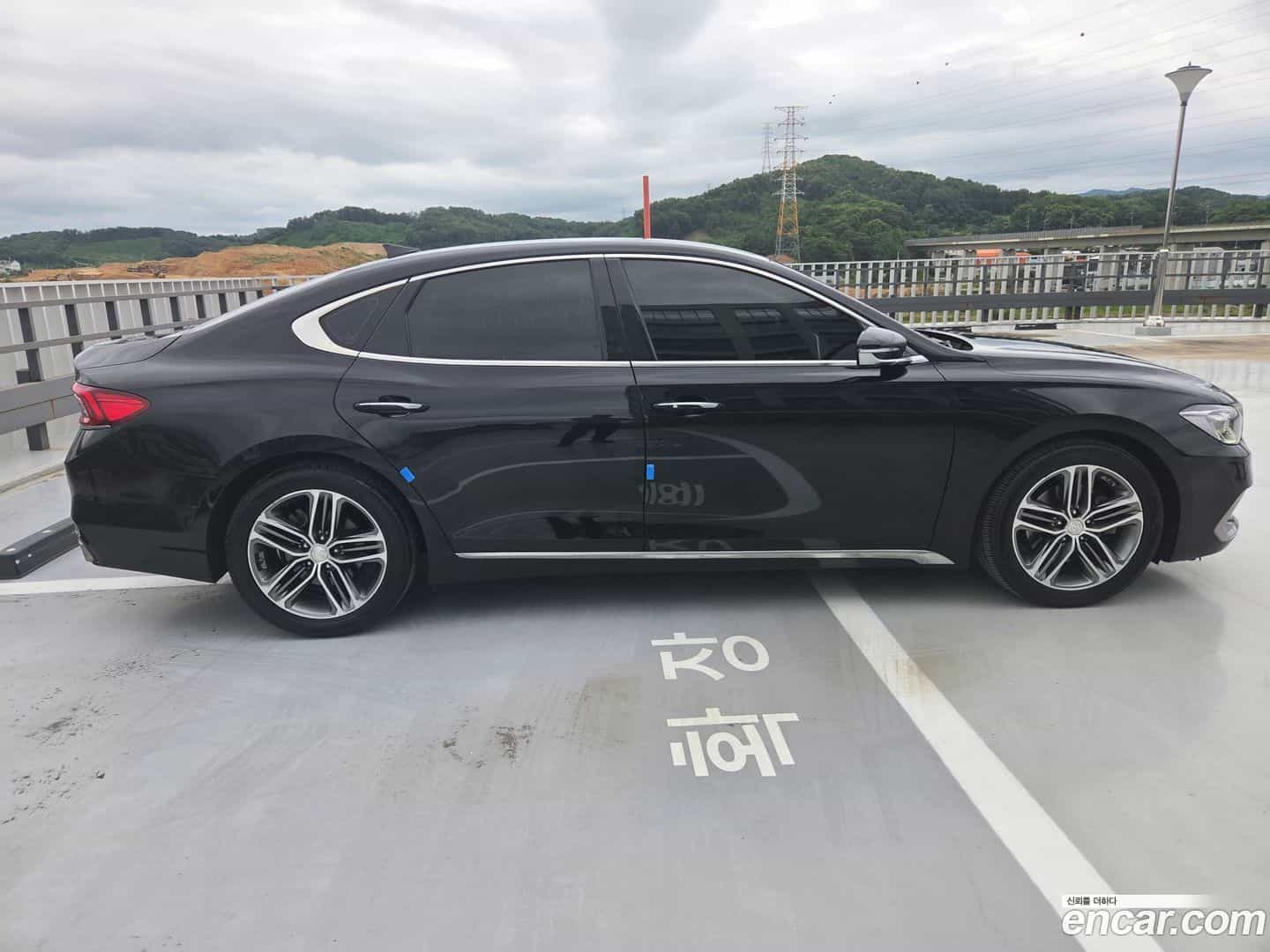 Grandeur Hyundai 2016.11-OUTER-005