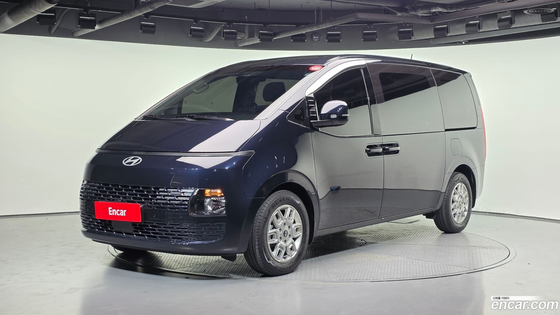 Main__Slider__Photo:Staria Hyundai 2024.8-0