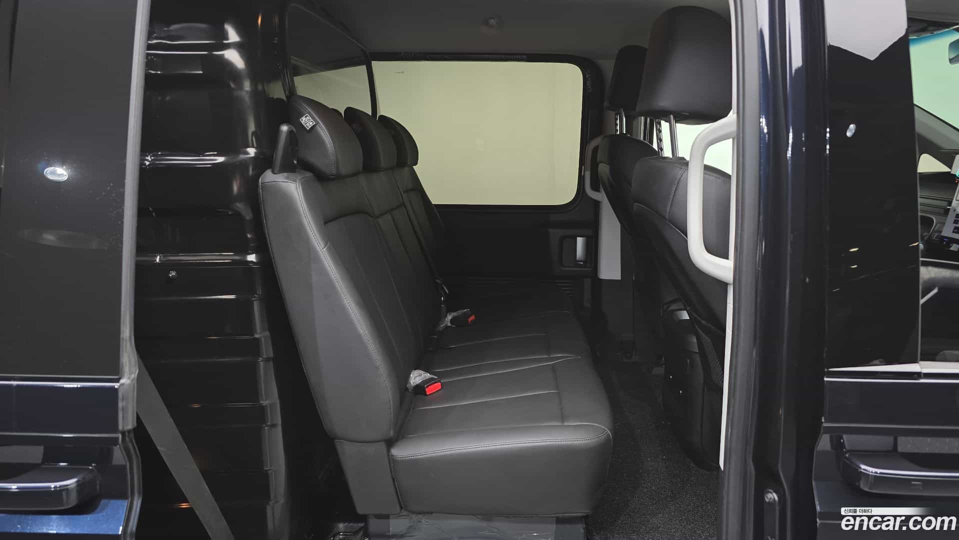 Staria Hyundai 2024.8-OPTION-015