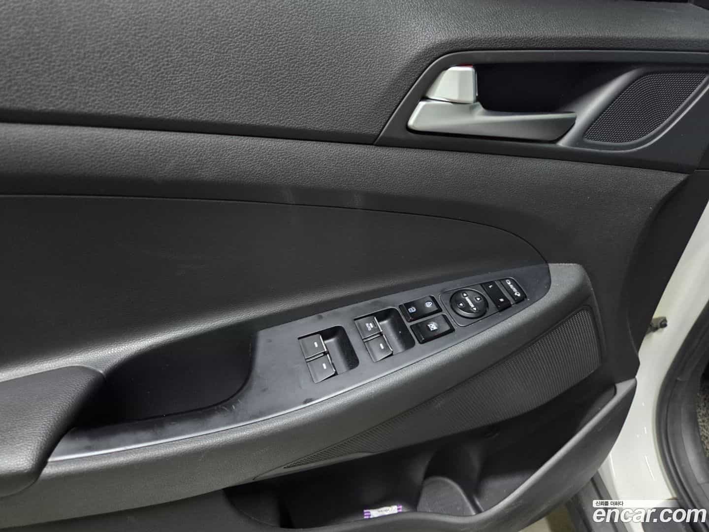 Tucson Hyundai 2017.7-OPTION-016
