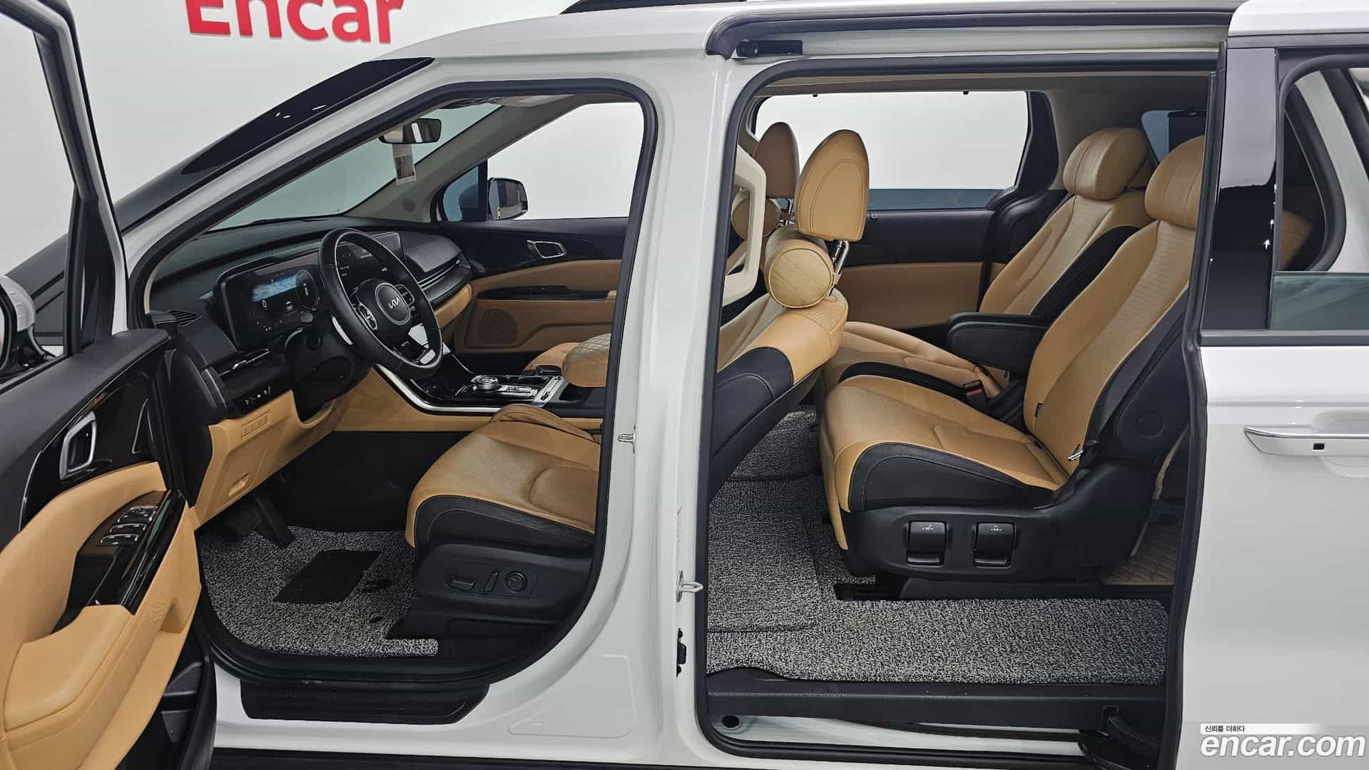 Canival Kia 2023.4-OPTION-017