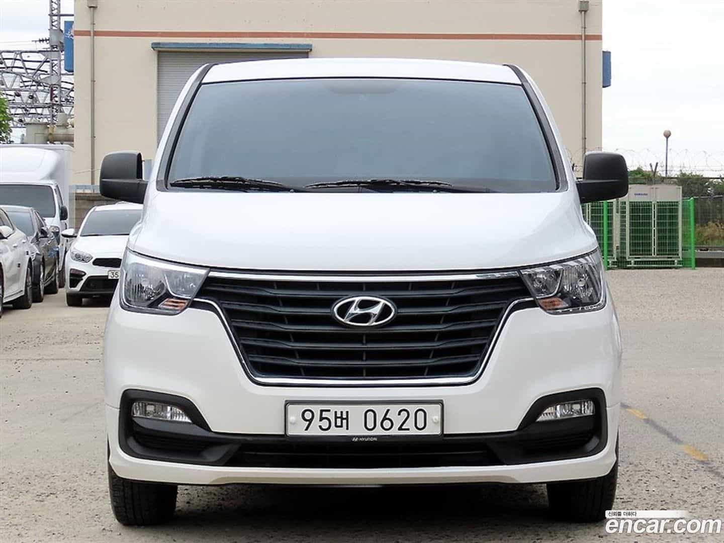 Starex Hyundai 2020.2-OUTER-001