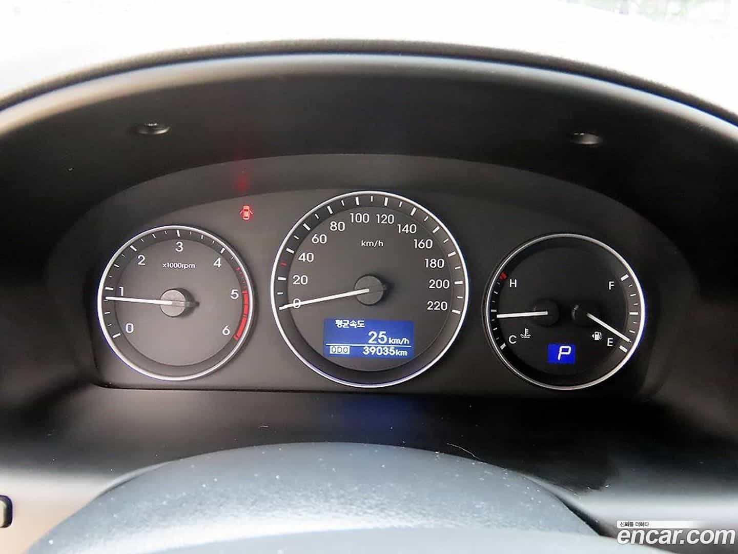 Starex Hyundai 2020.2-OPTION-021