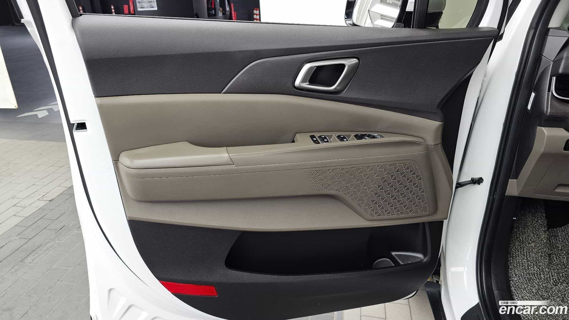 Canival Kia 2025.3-INNER-034
