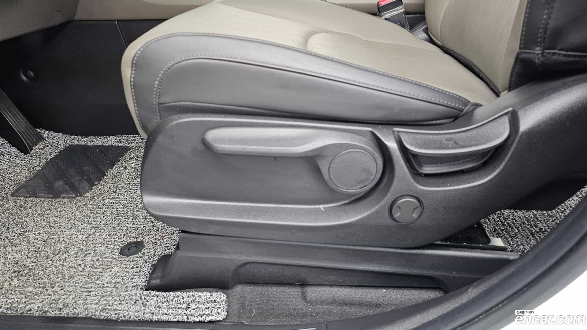 Canival Kia 2025.3-INNER-036