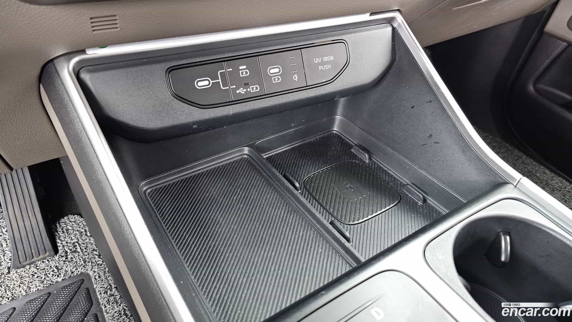 Canival Kia 2025.3-OPTION-044