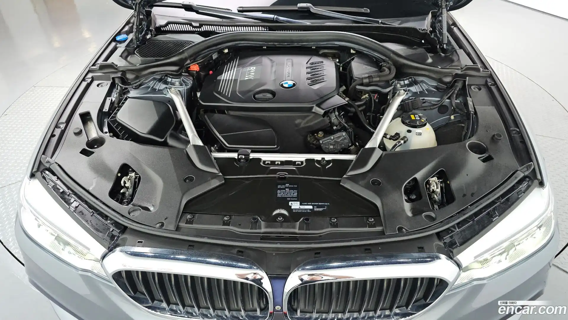 5-Series BMW 2018.5-OUTER-006