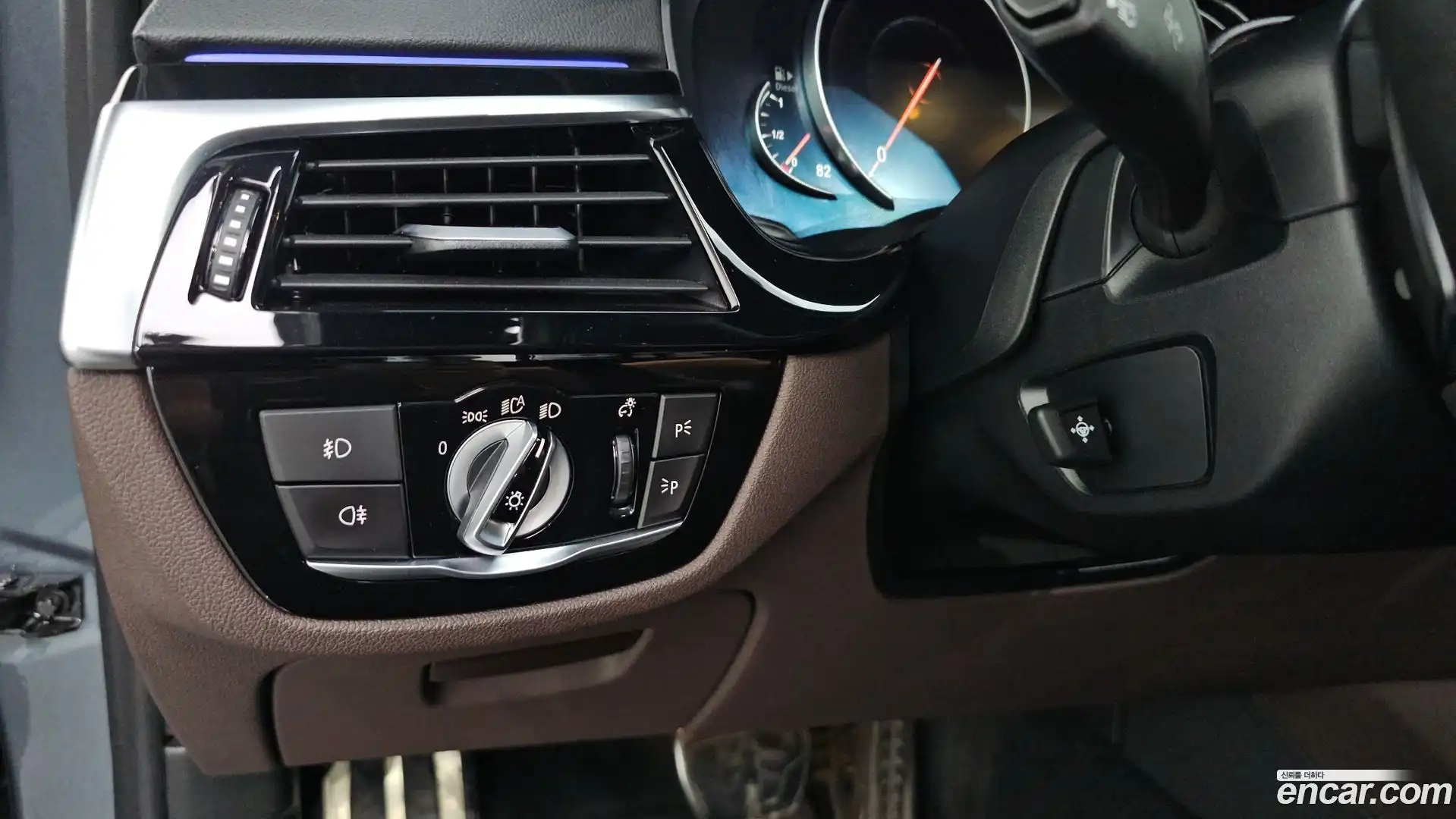 5-Series BMW 2018.5-OPTION-042