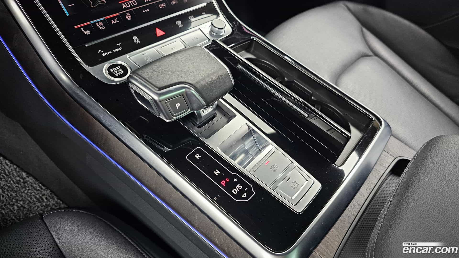 Q7 Audi 2021.11-INNER-009