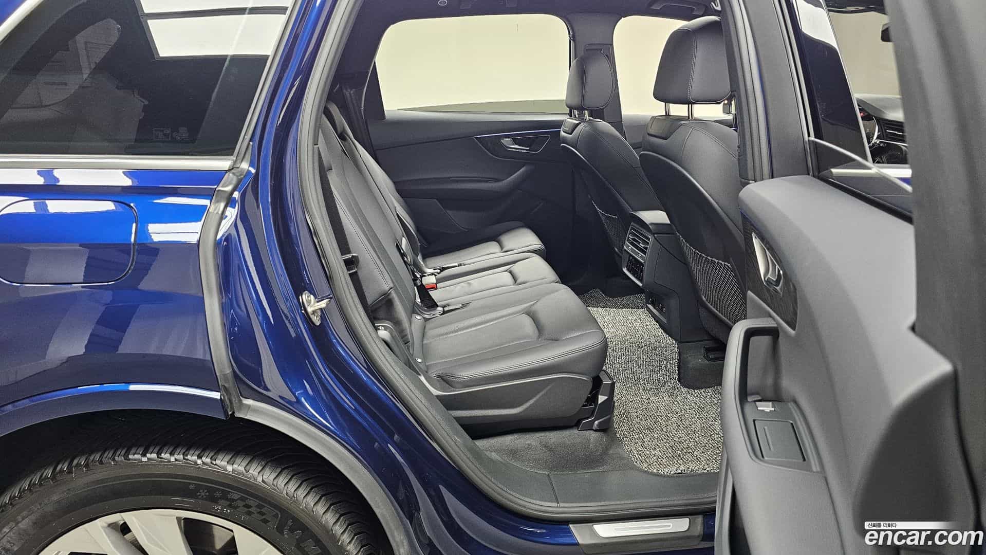 Q7 Audi 2021.11-OPTION-015