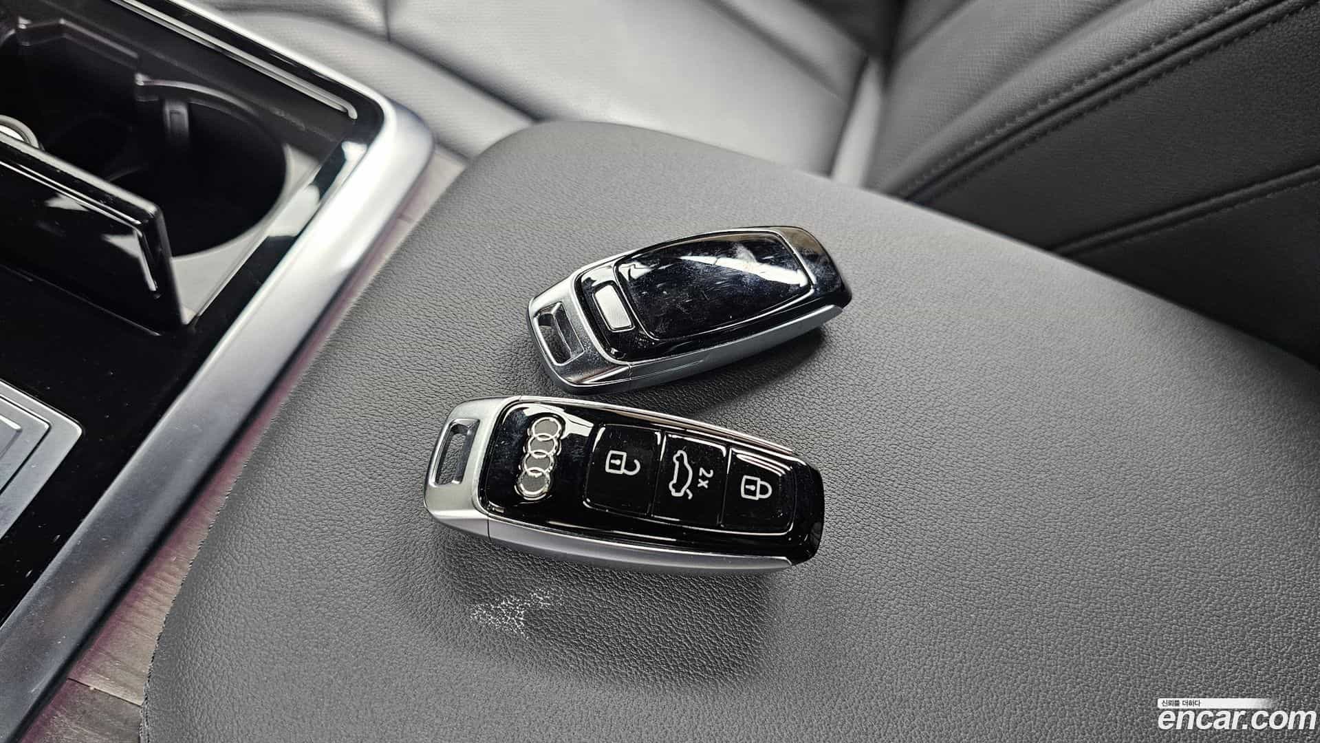 Q7 Audi 2021.11-OPTION-019