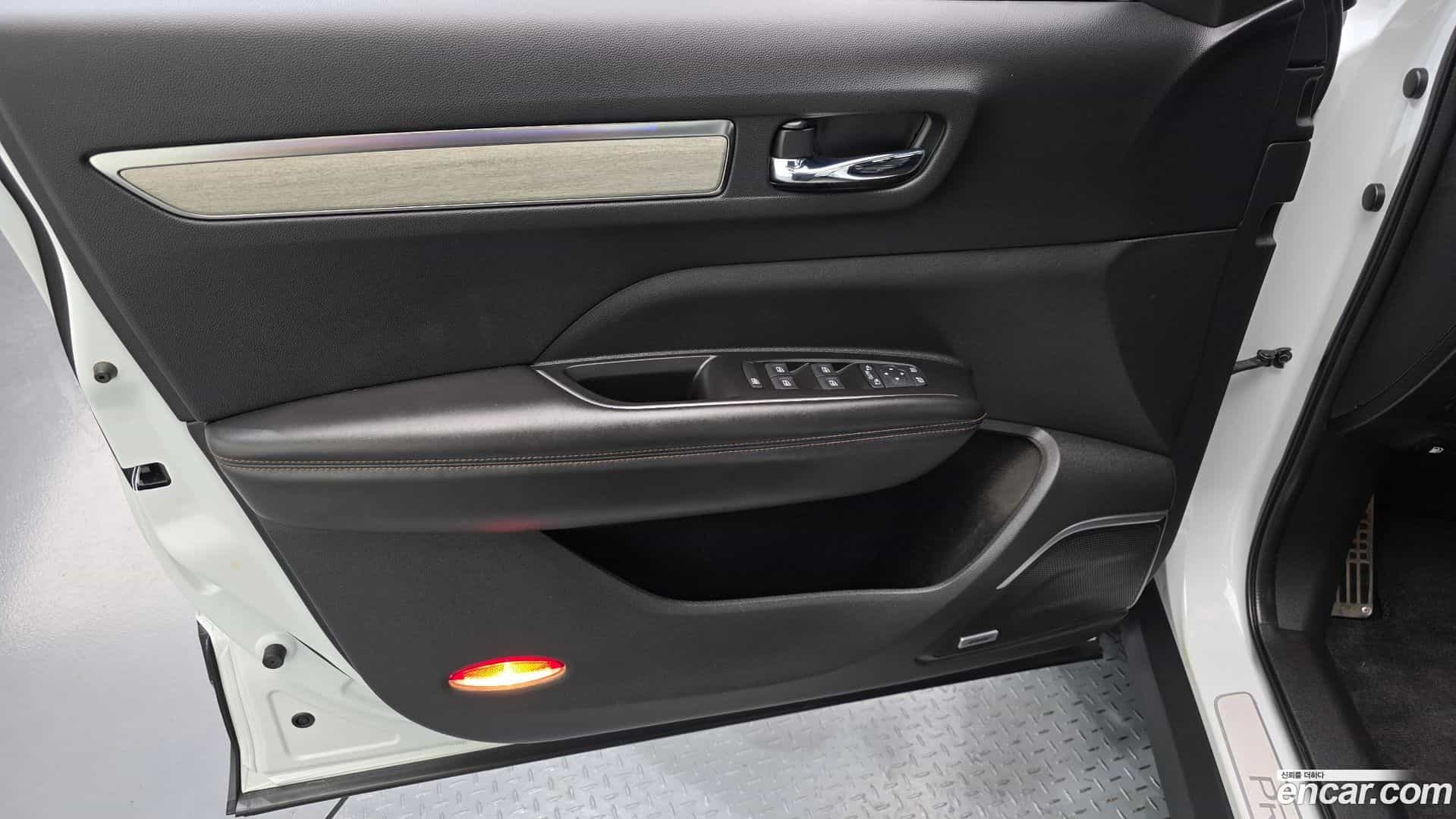 QM6 Renault Korea 2021.1-INNER-034