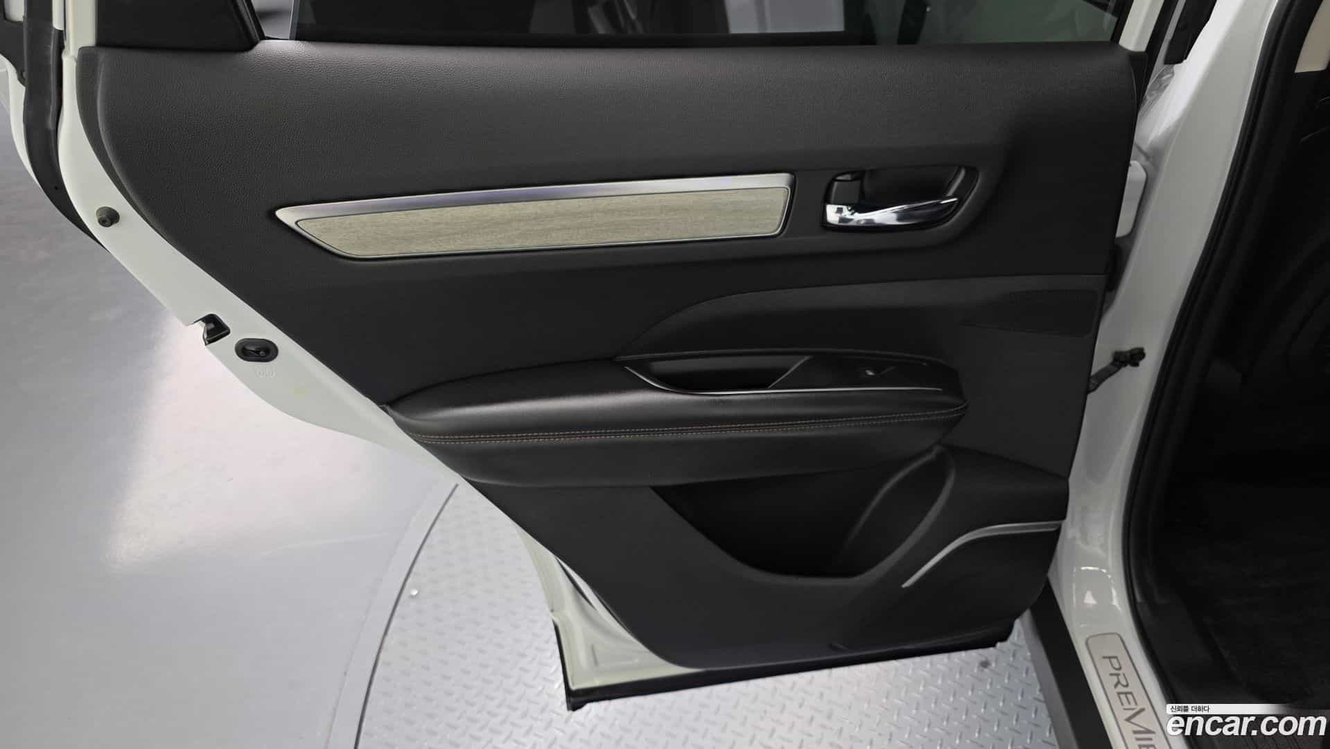 QM6 Renault Korea 2021.1-INNER-035