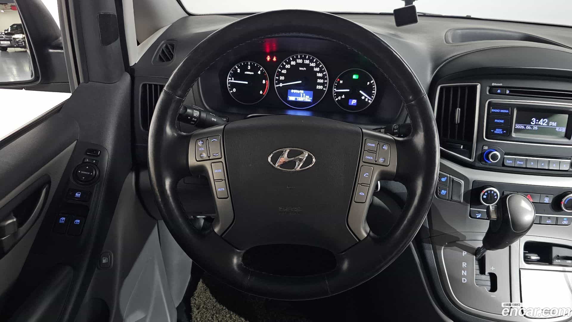Starex Hyundai 2021.2-OPTION-017