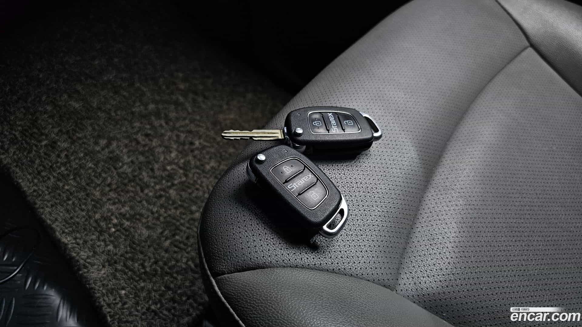 Starex Hyundai 2021.2-OPTION-021