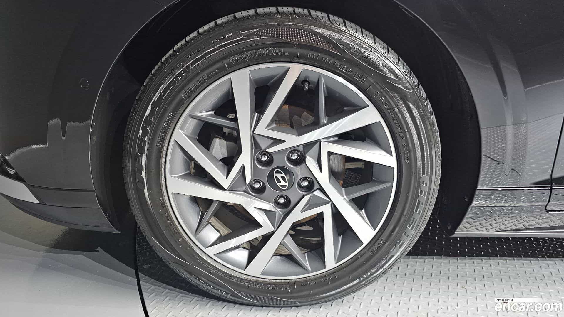 Grandeur Hyundai 2023.4-OUTER-005