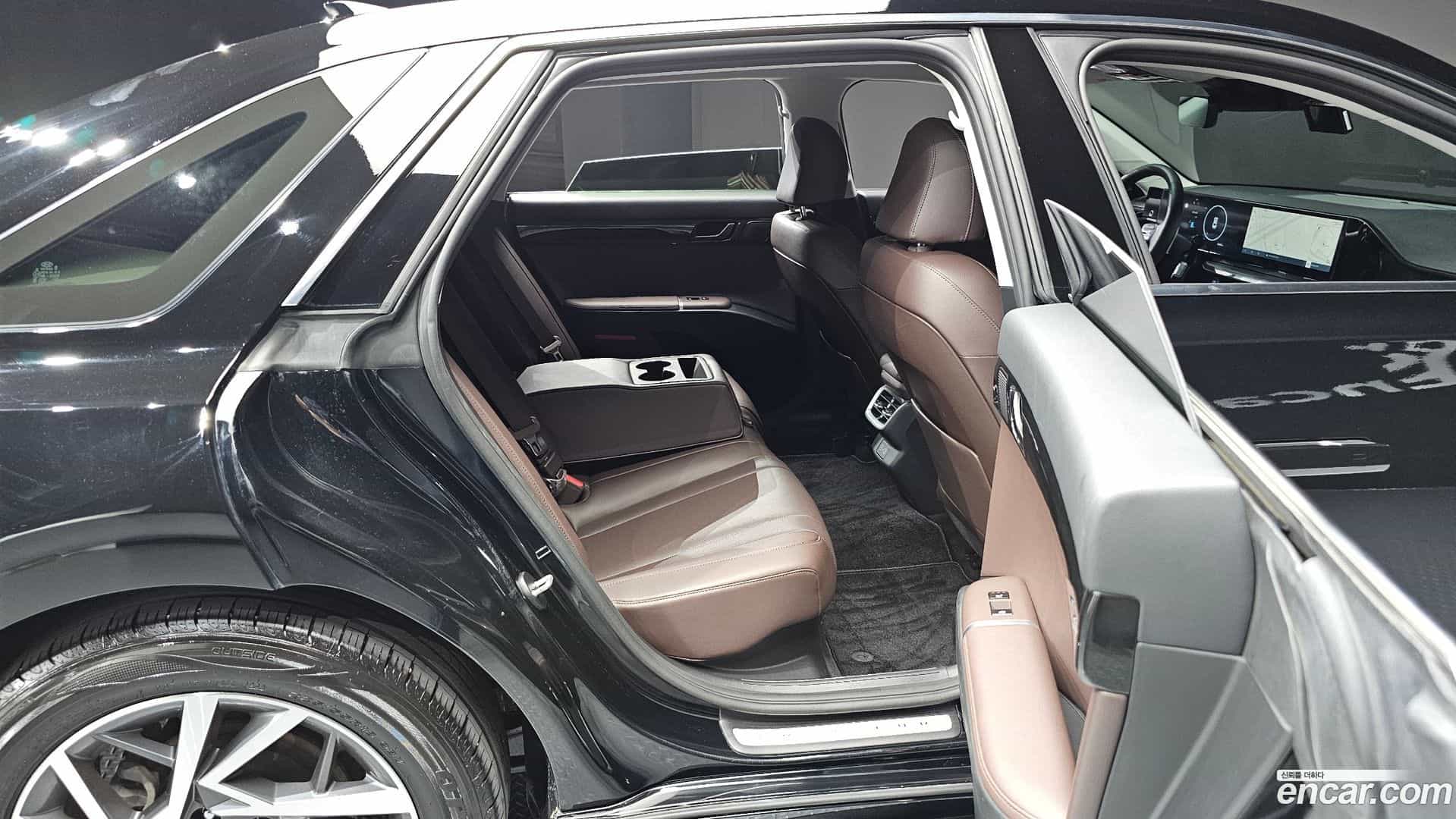 Grandeur Hyundai 2023.4-OPTION-015