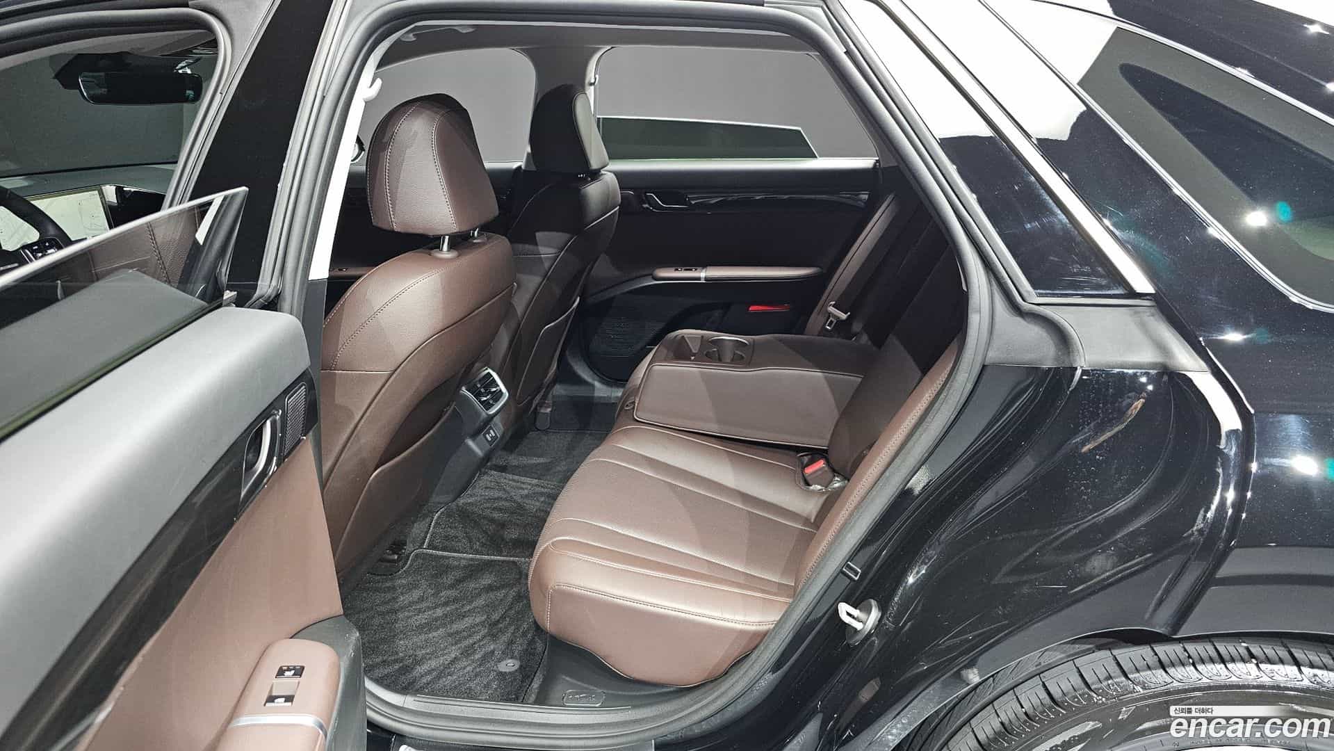 Grandeur Hyundai 2023.4-OPTION-016