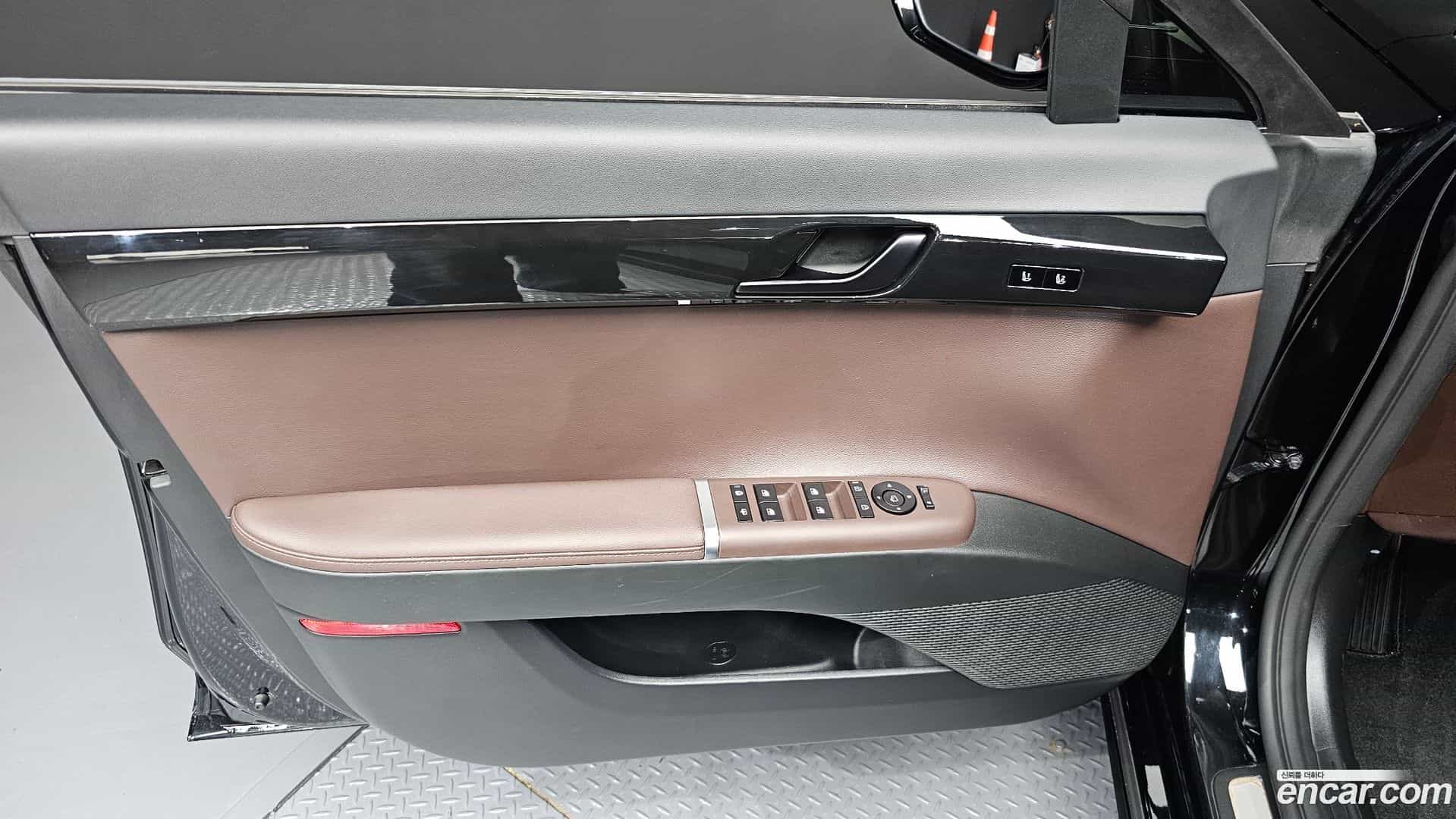 Grandeur Hyundai 2023.4-INNER-034