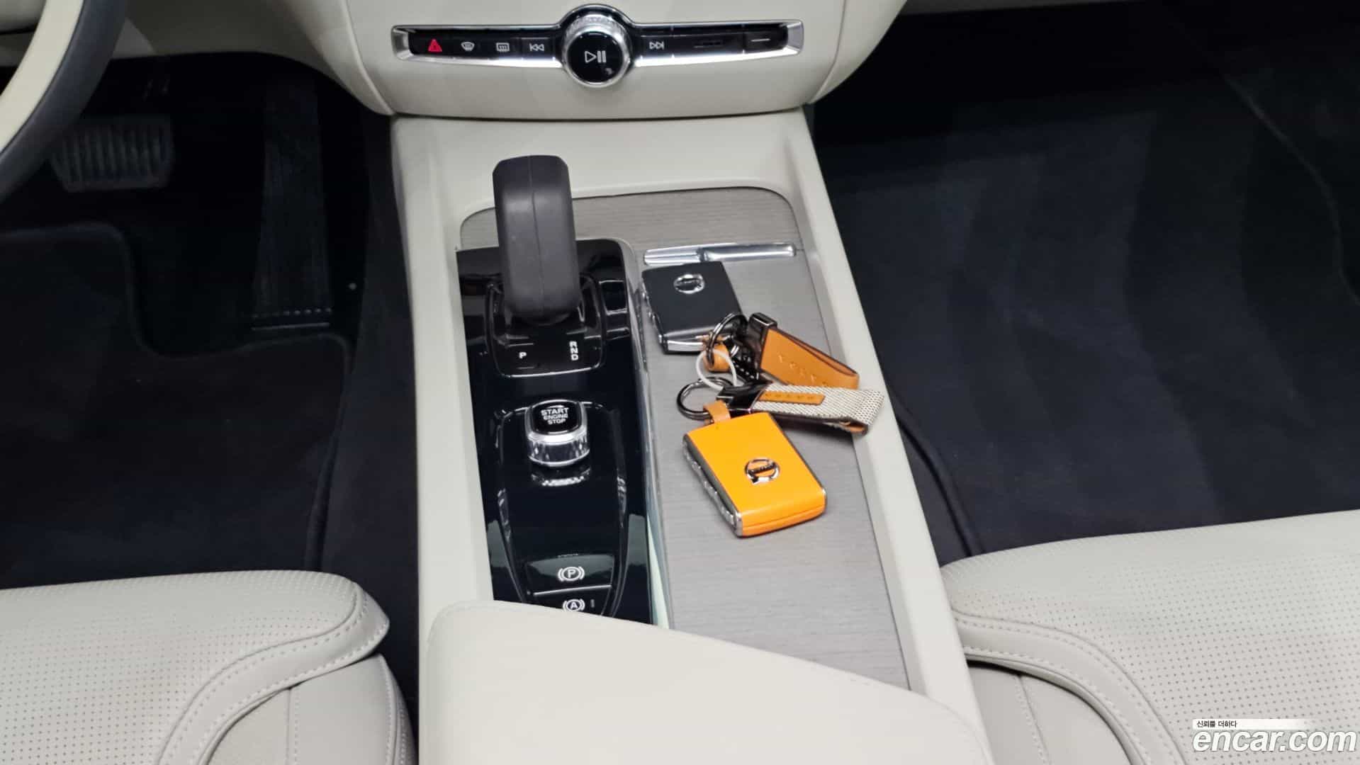 V60 Volvo 2021.10-INNER-009