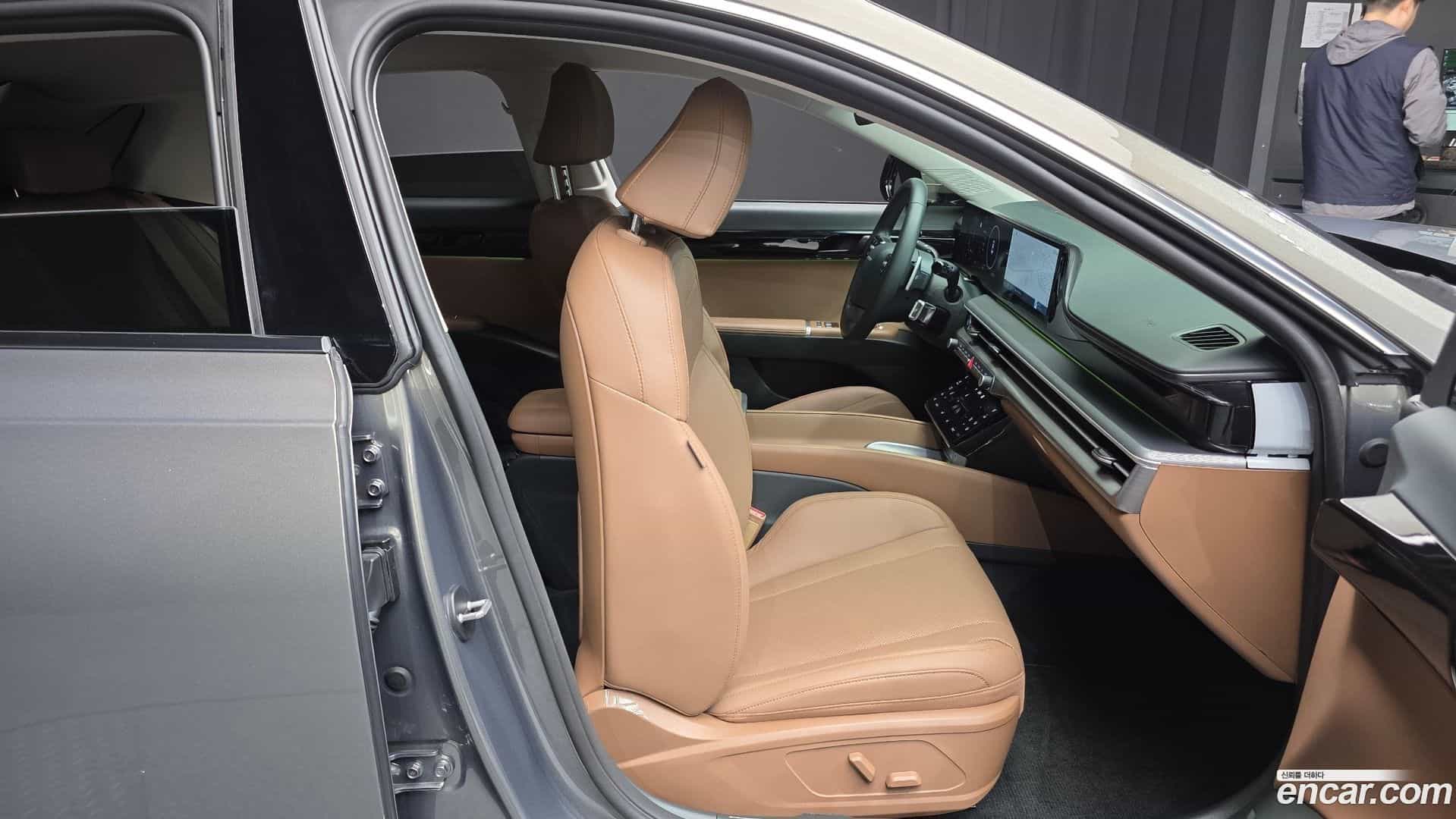 Grandeur Hyundai 2024.8-OPTION-016