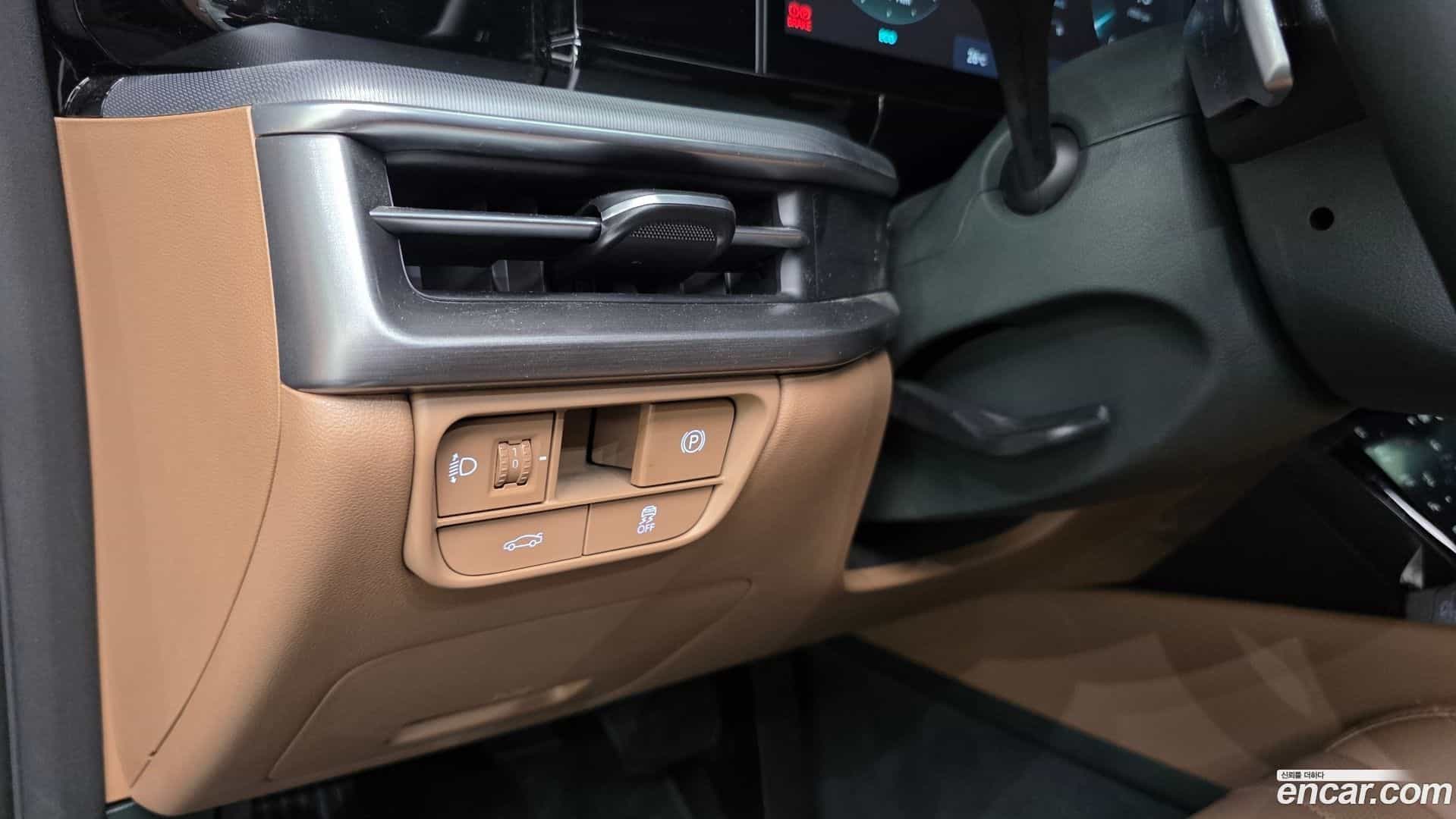 Grandeur Hyundai 2024.8-OPTION-018