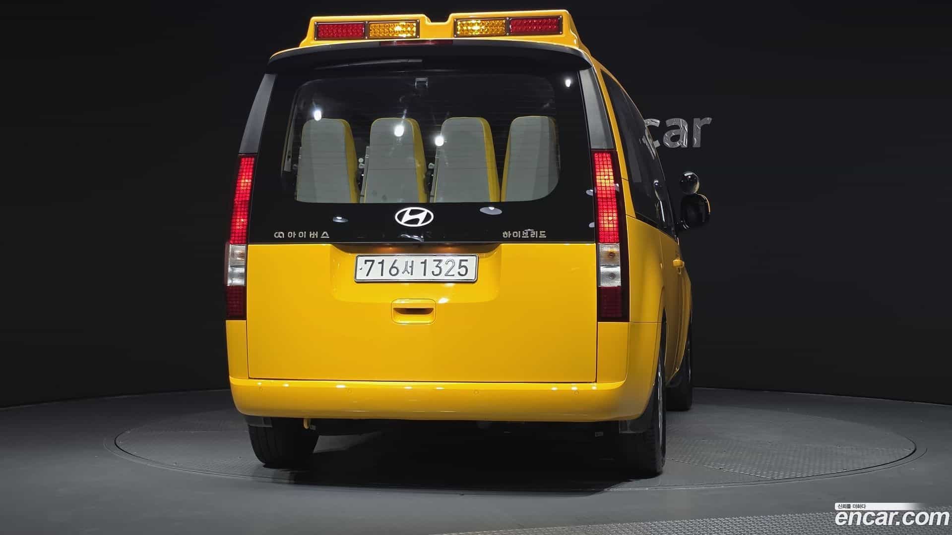 Staria Hyundai 2024.6-OUTER-004