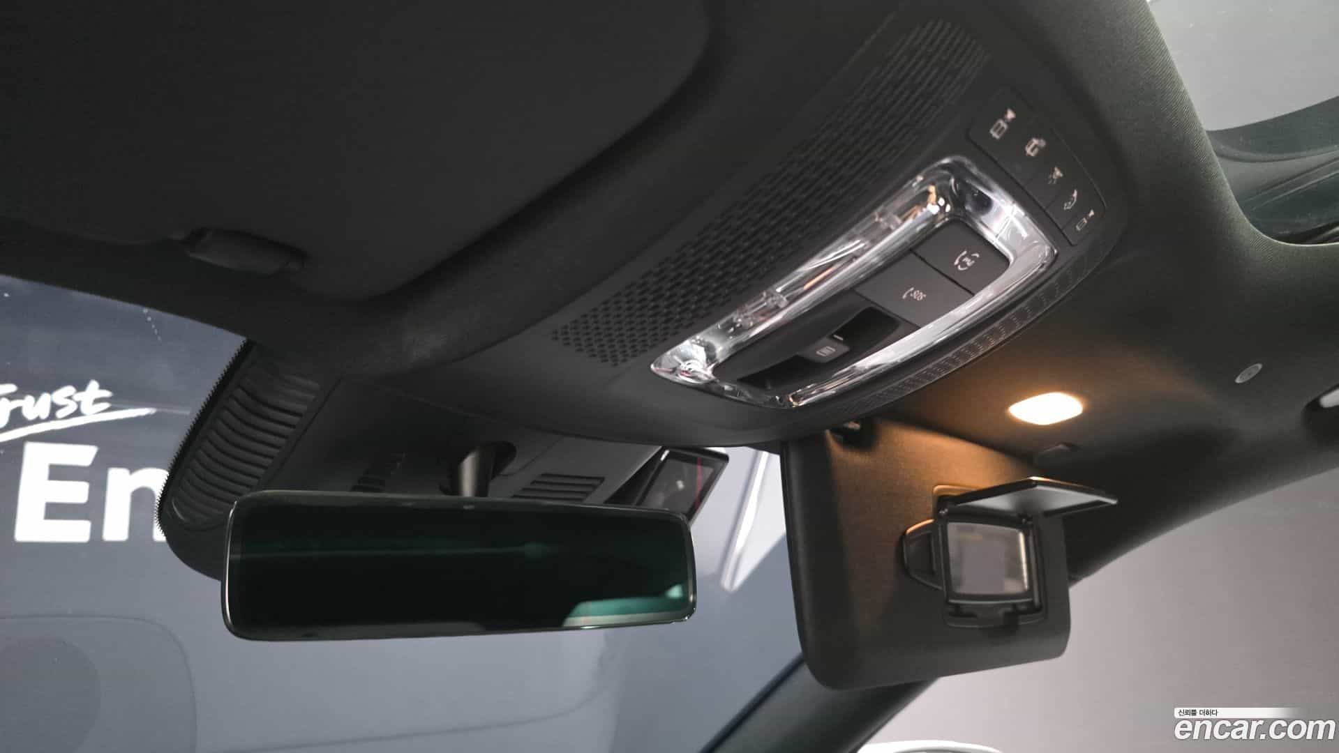 GLA-Class Mercedes-Benz 2024.5-OPTION-023
