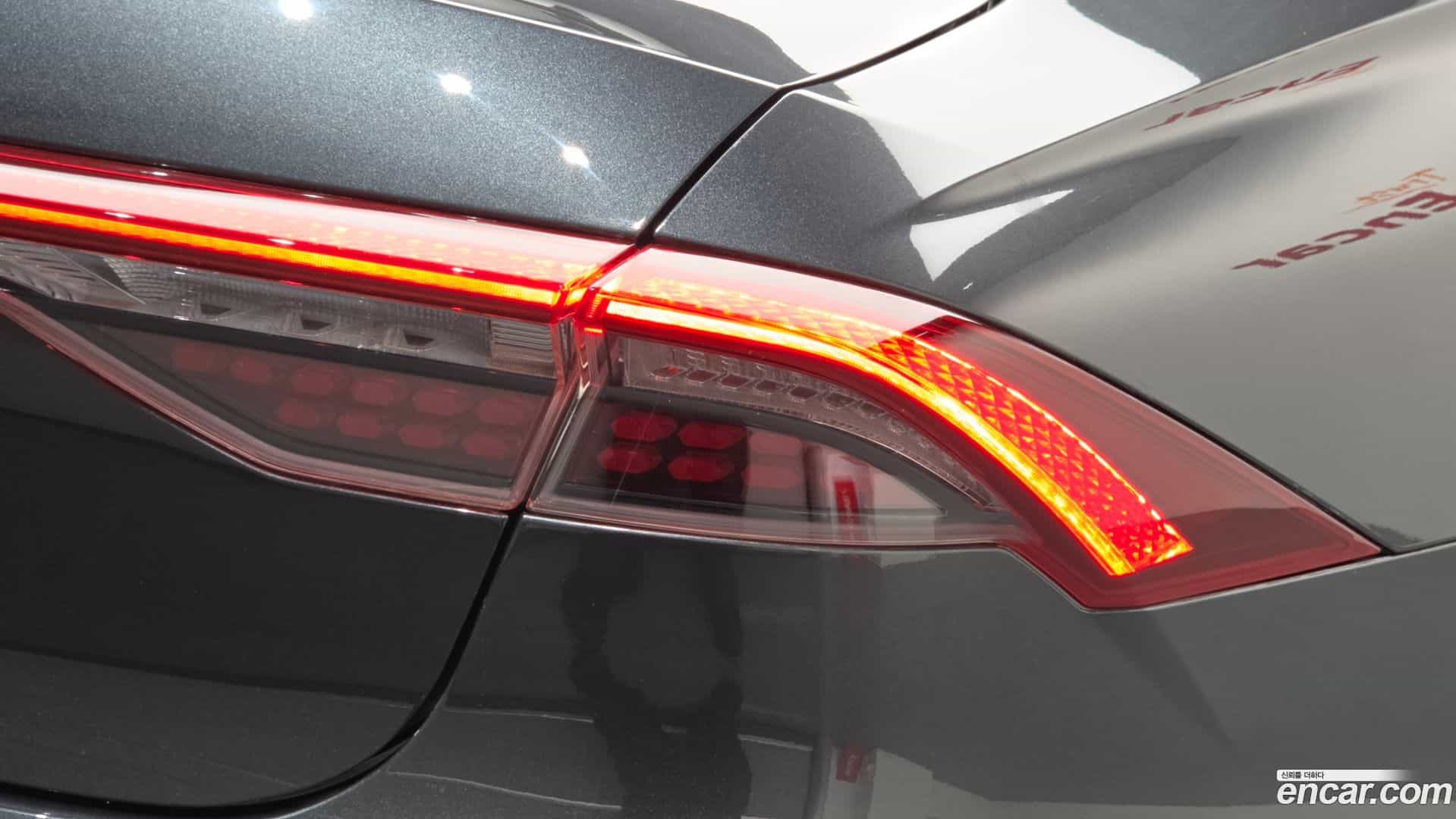 Grandeur Hyundai 2020.3-OUTER-033