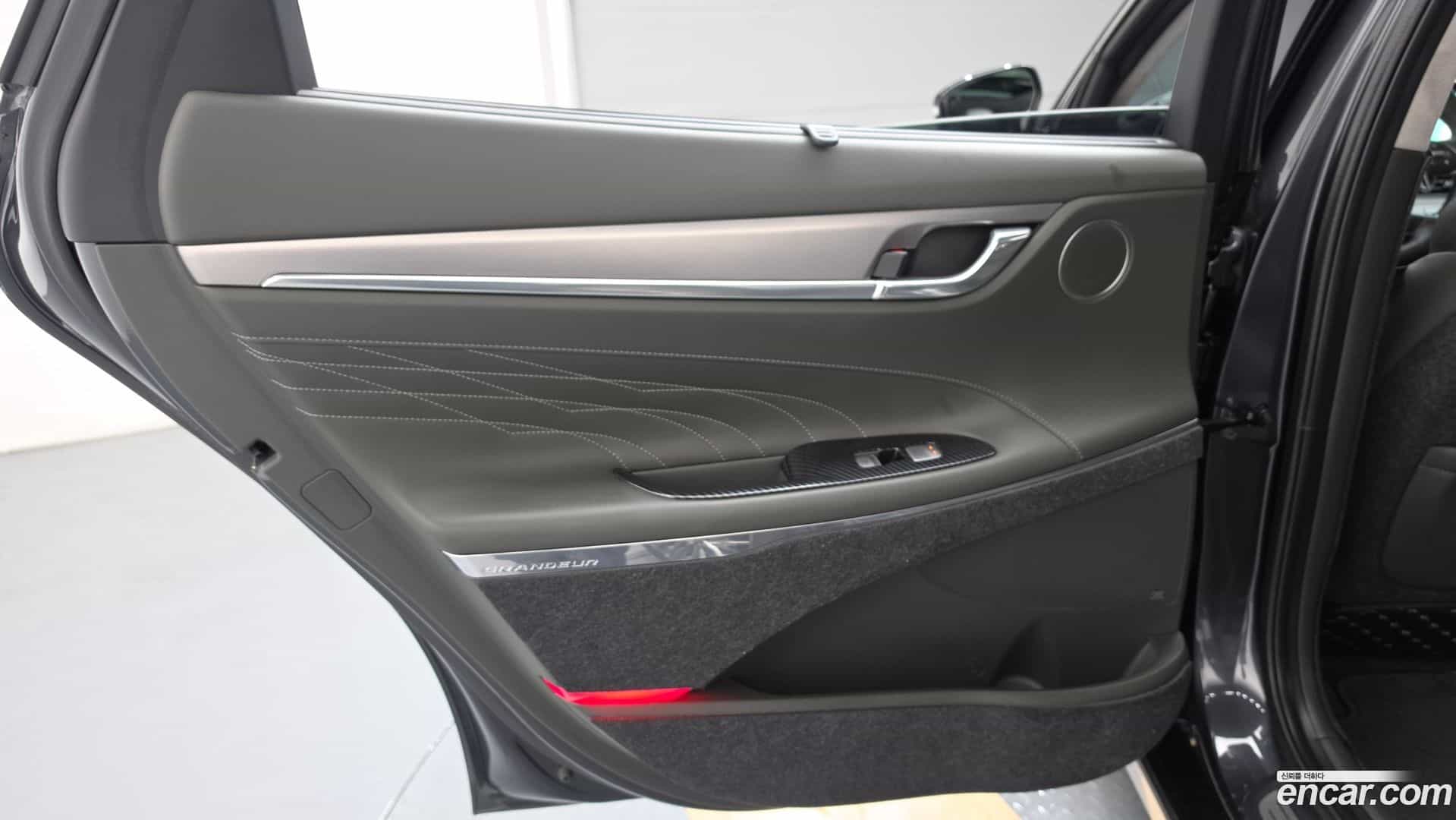 Grandeur Hyundai 2020.3-INNER-035