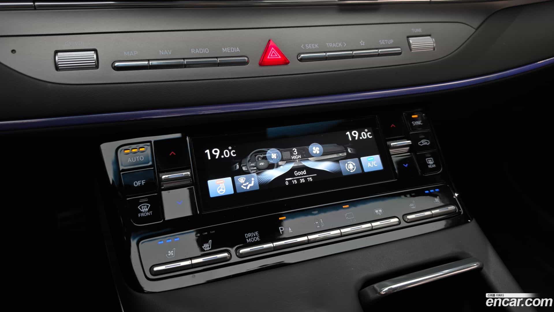 Grandeur Hyundai 2020.3-OPTION-047