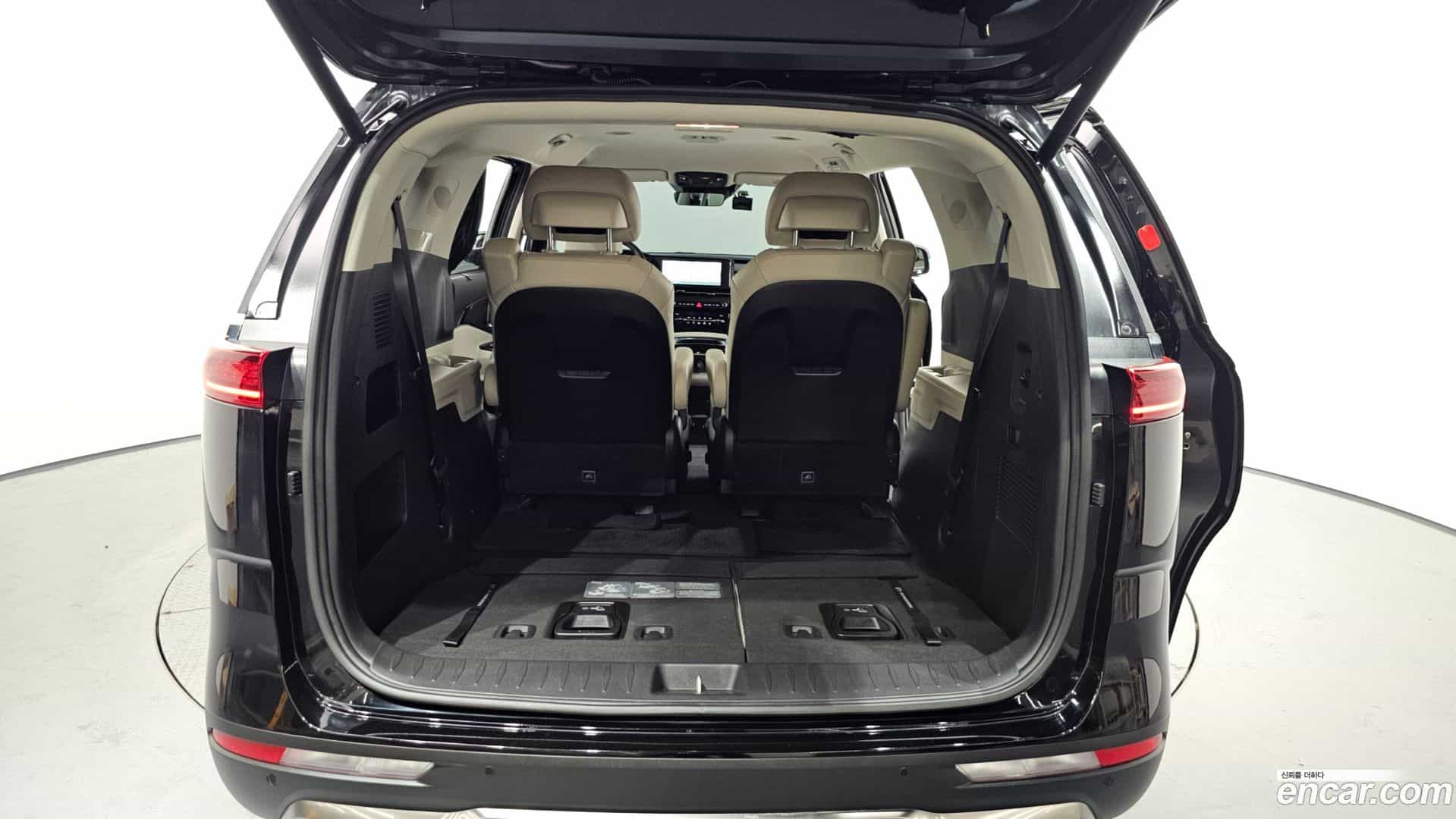 Canival Kia 2022.8-OPTION-021