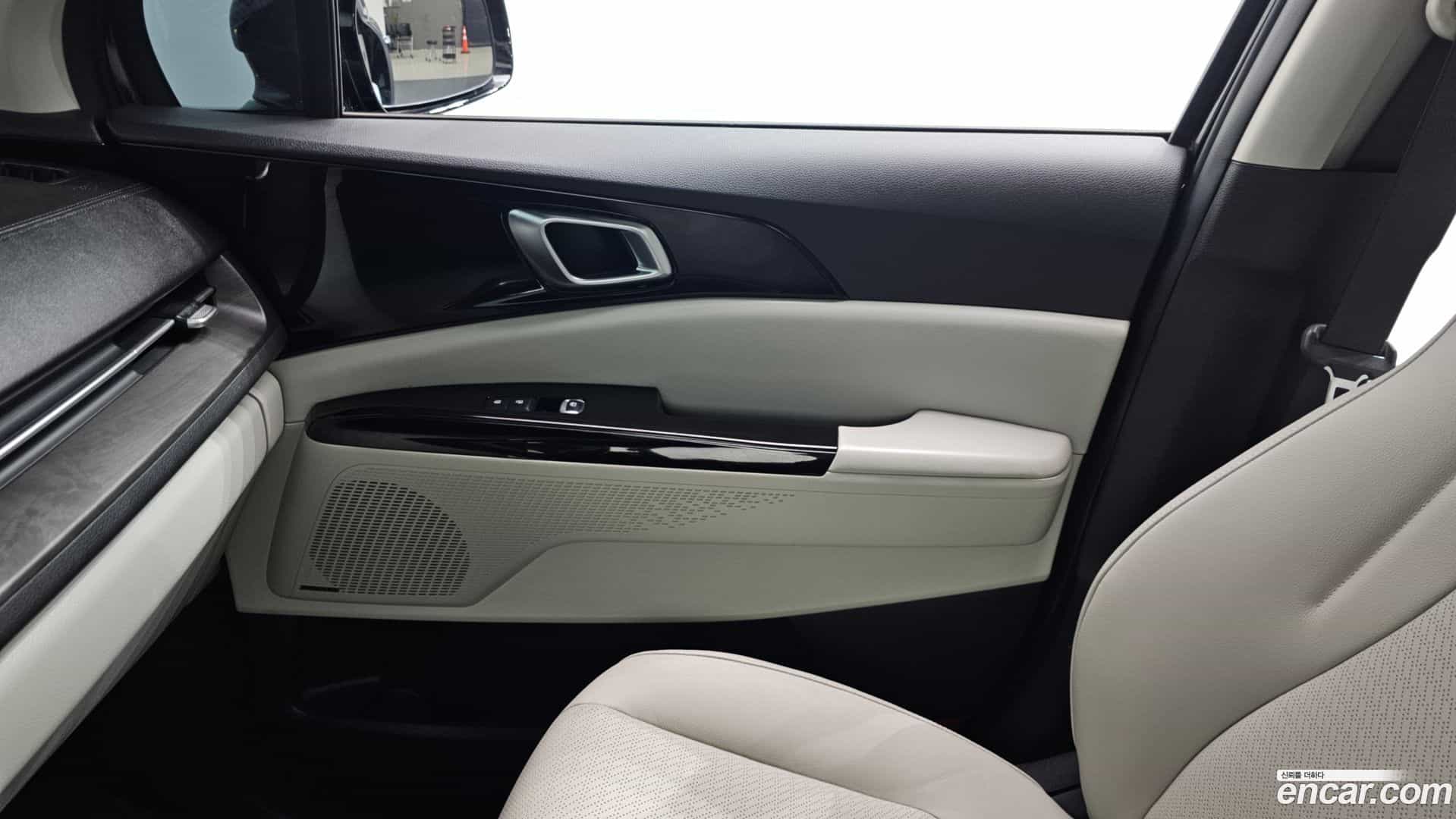 Canival Kia 2022.8-INNER-035
