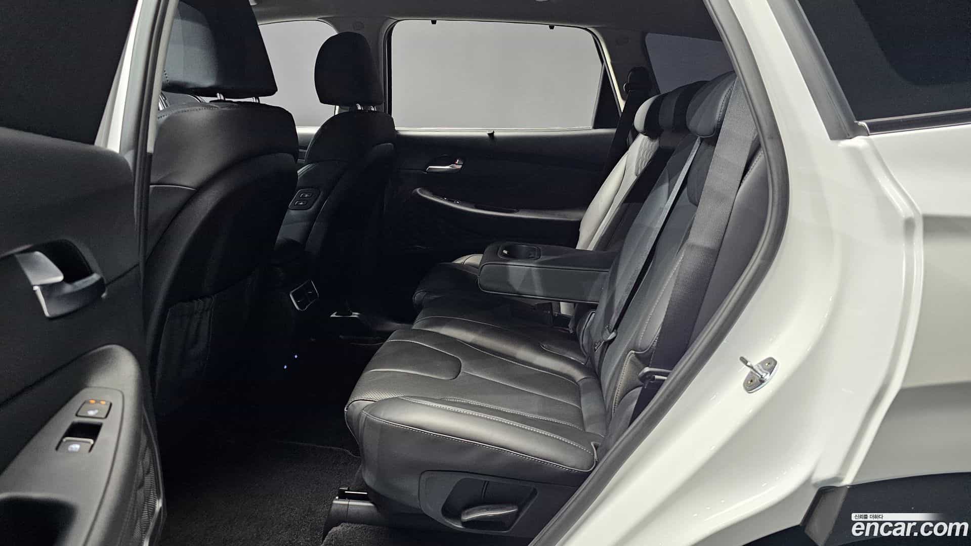 Santafe Hyundai 2022.8-OPTION-016