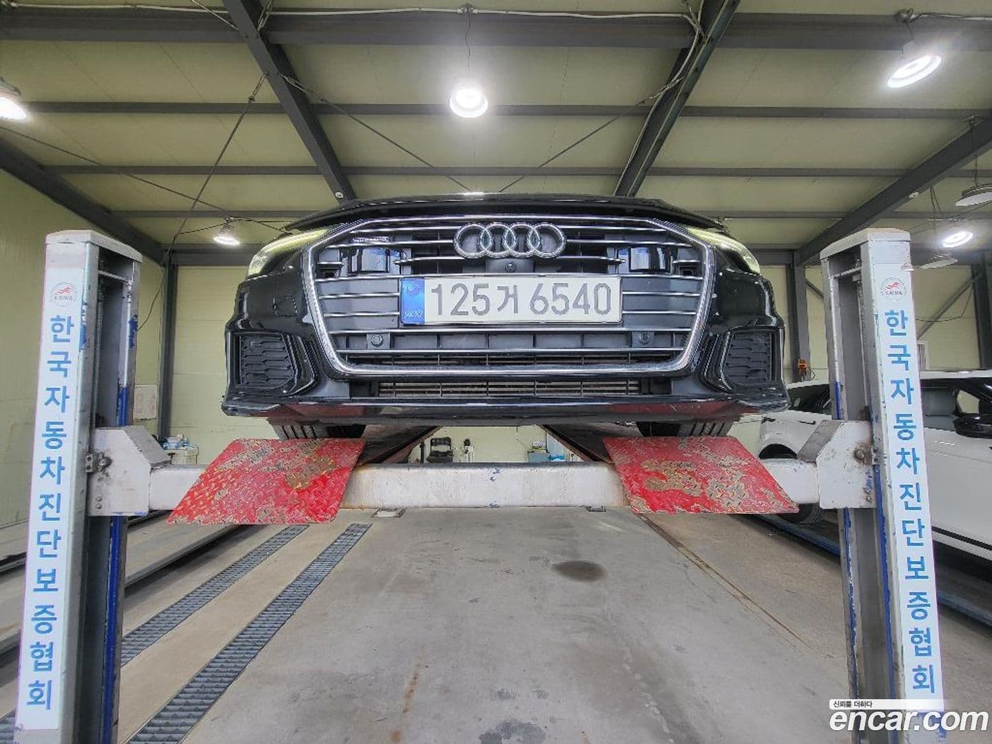 Main__Slider__Photo:A6 Audi 2021.6-0