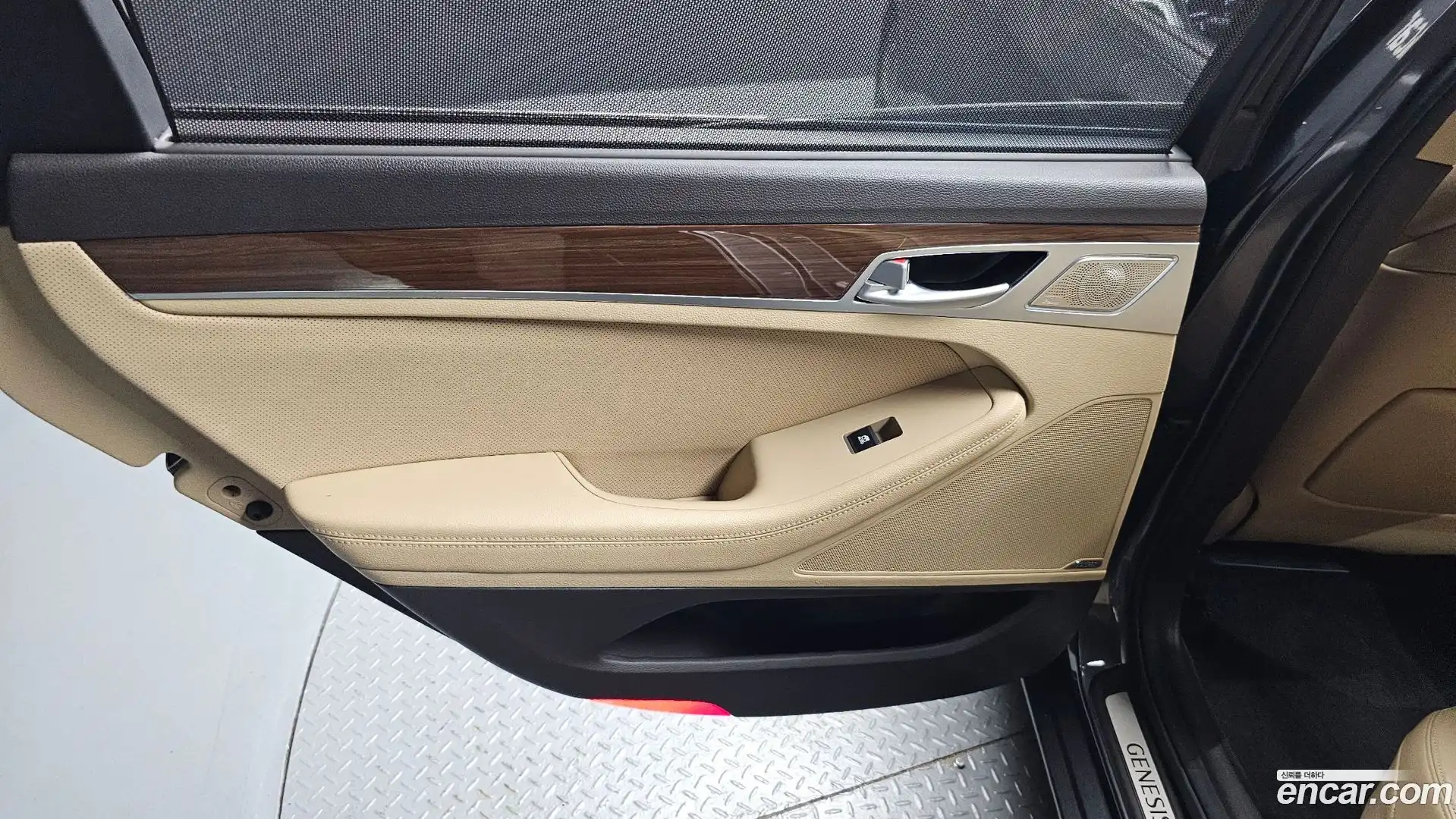 G80 Genesis 2016.11-INNER-035