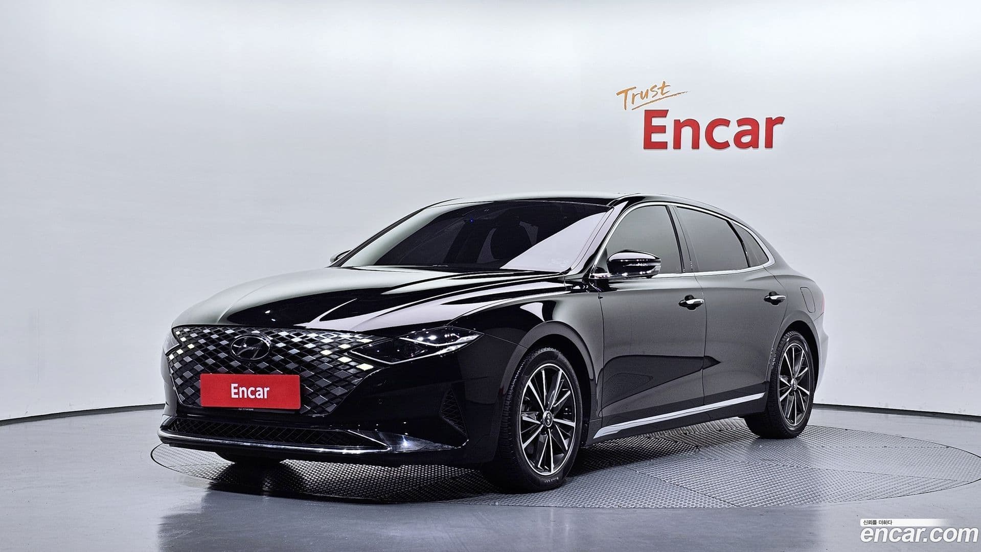 Main__Slider__Photo:Grandeur Hyundai 2020.0-0