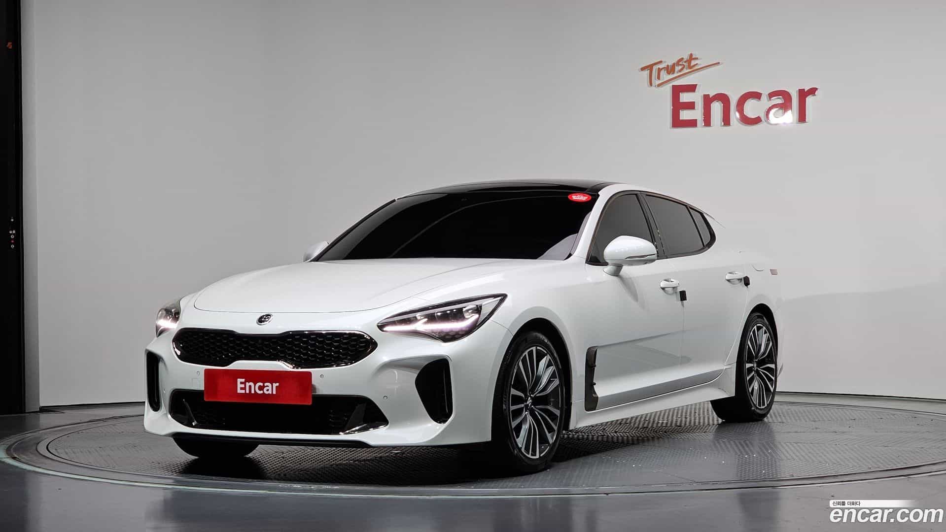 Stinger Kia 2017.9-OUTER-001