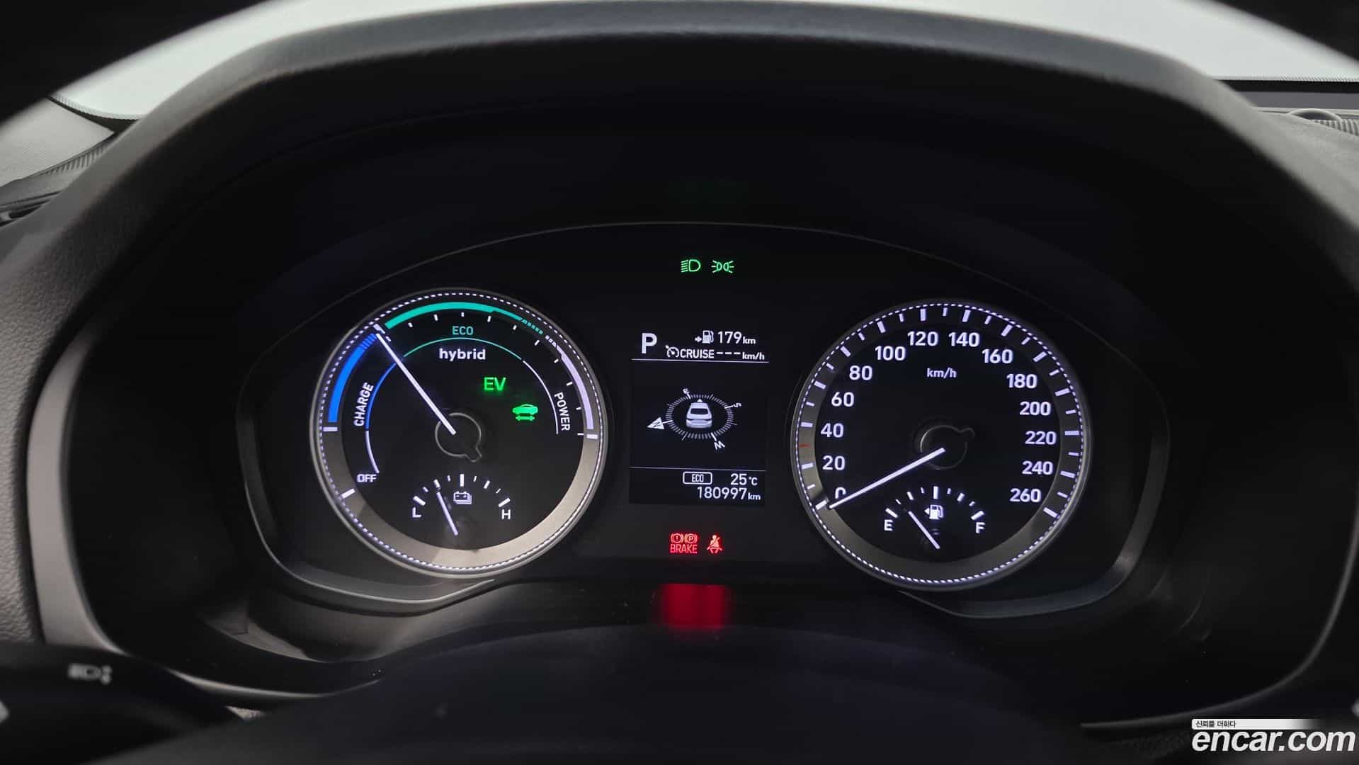 Grandeur Hyundai 2018.4-INNER-008